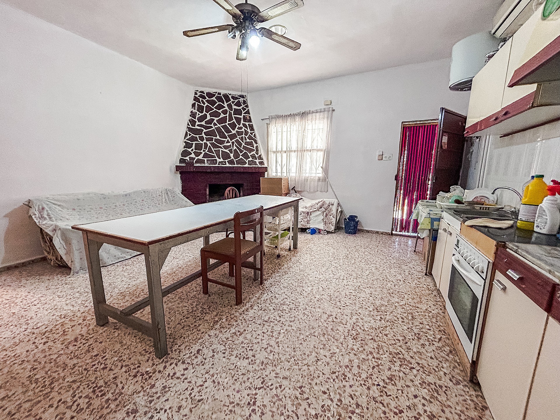 Resale - 4 Bedroom 1 Bathroom Country house in Crevillente -  - Alicante
