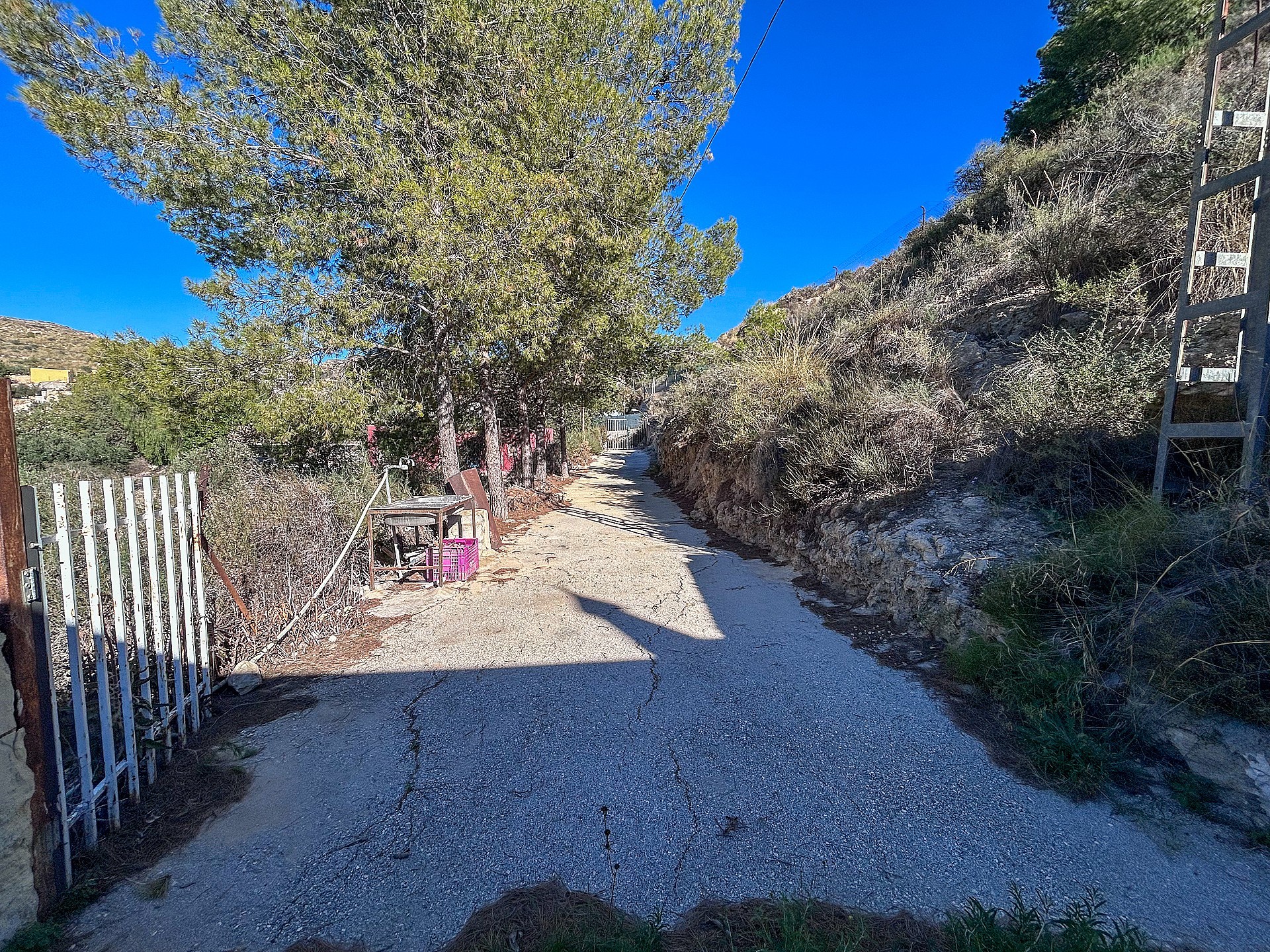 Resale - 4 Bedroom 1 Bathroom Country house in Crevillente -  - Alicante