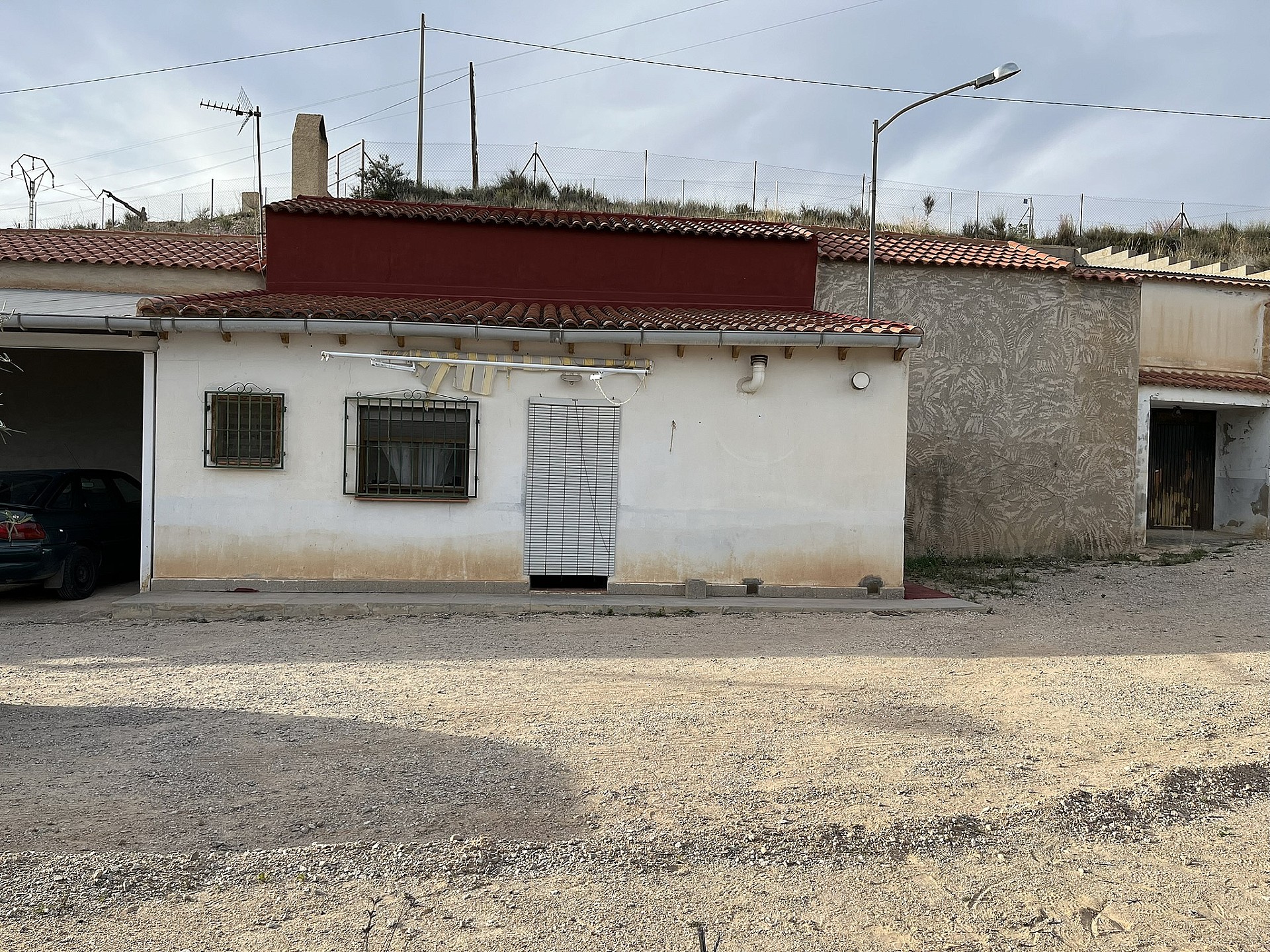 Resale - 4 Bedroom 1 Bathroom Cave House in Abanilla -  - Murcia