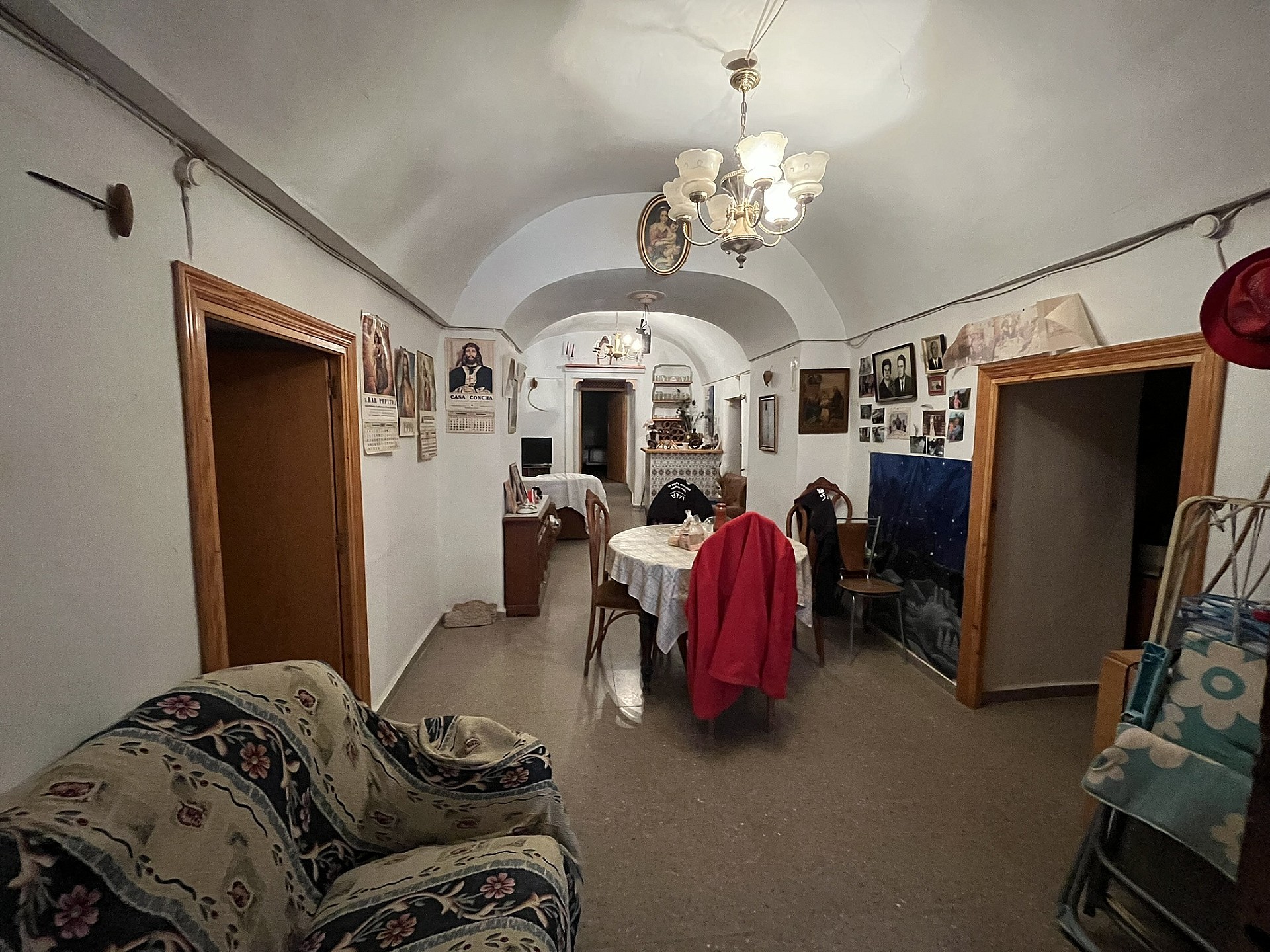 Resale - 4 Bedroom 1 Bathroom Cave House in Abanilla -  - Murcia
