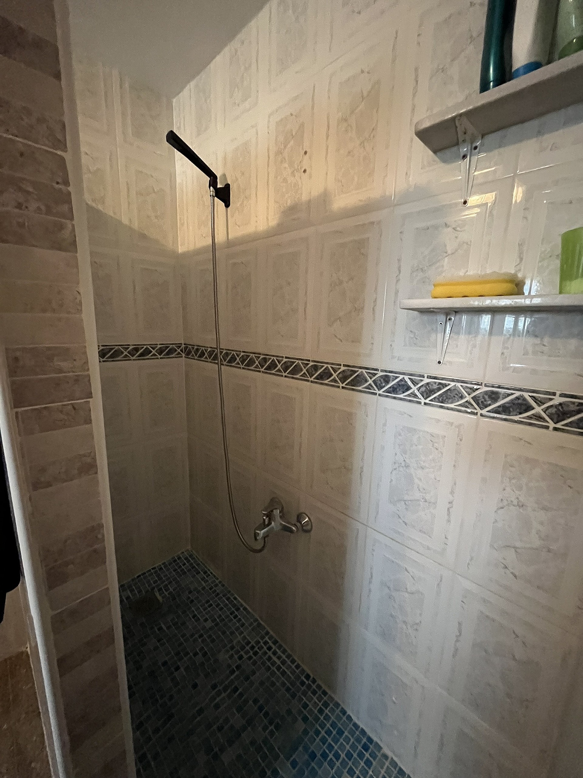 Resale - 4 Bedroom 1 Bathroom Cave House in Abanilla -  - Murcia