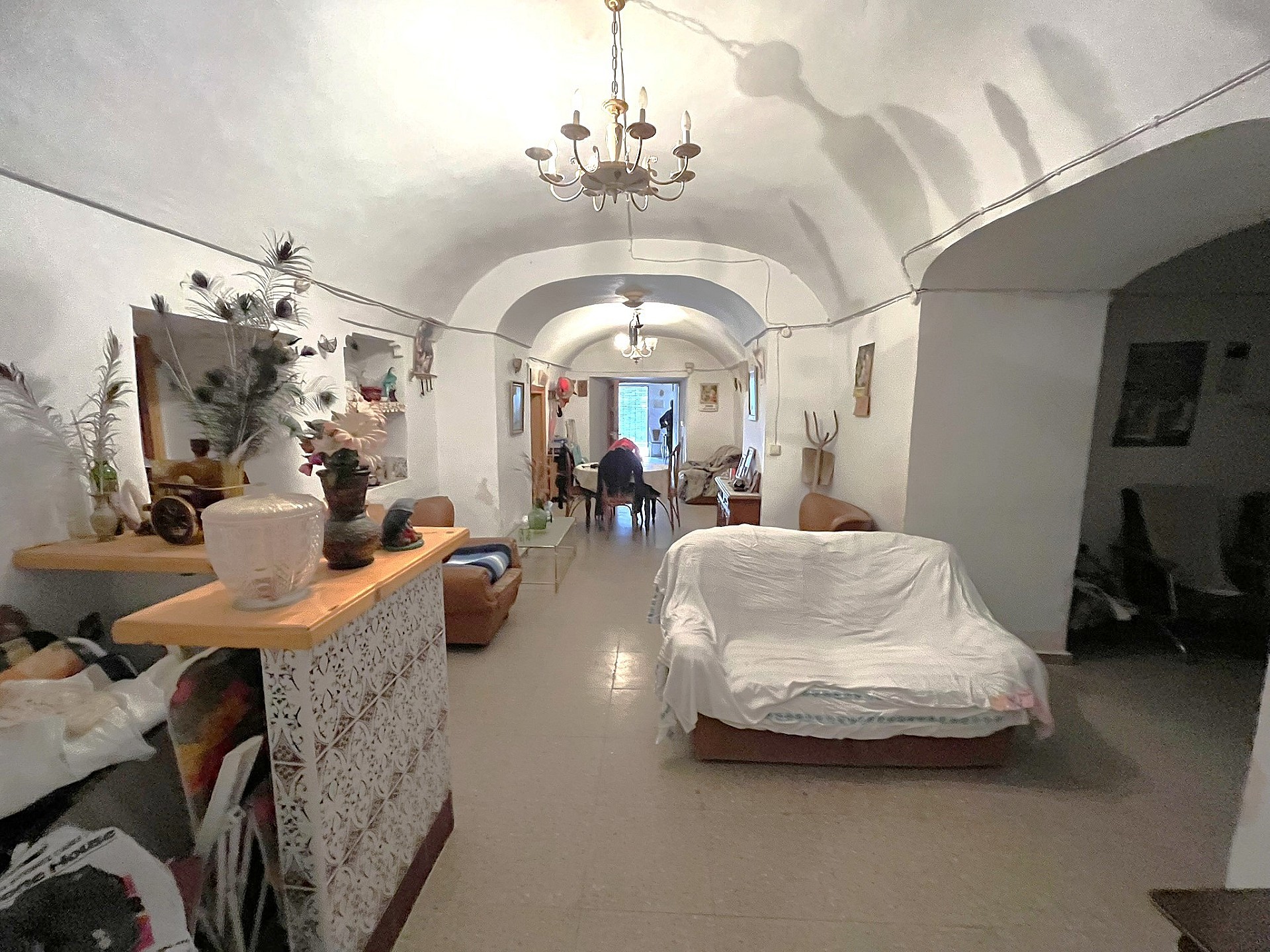 Resale - 4 Bedroom 1 Bathroom Cave House in Abanilla -  - Murcia