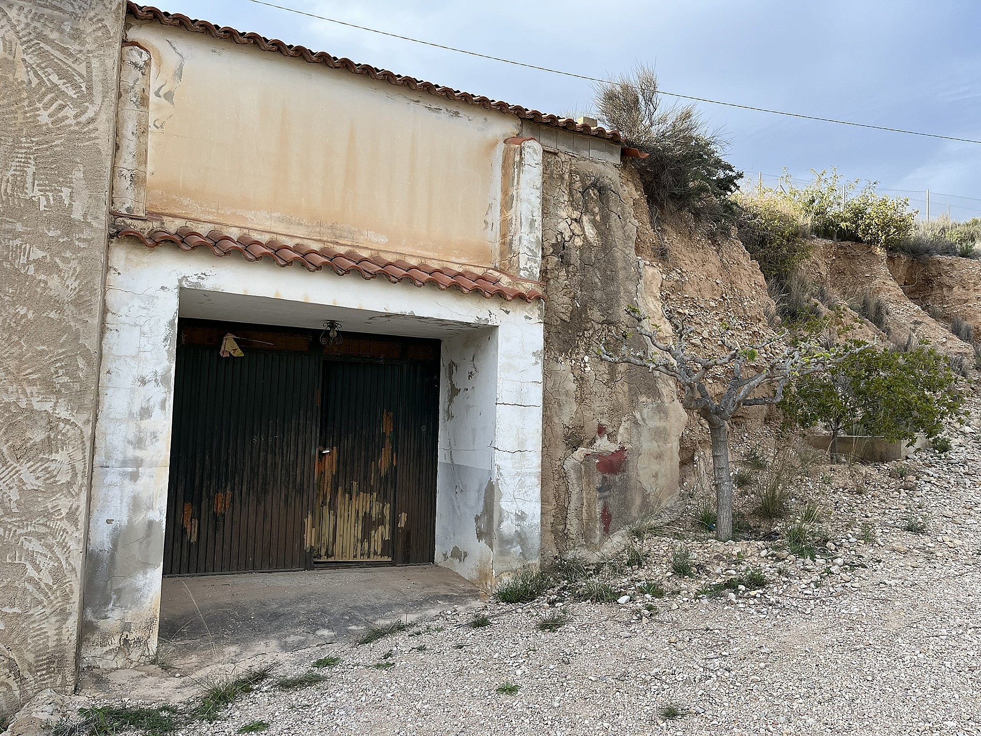 Resale - 4 Bedroom 1 Bathroom Cave House in Abanilla -  - Murcia