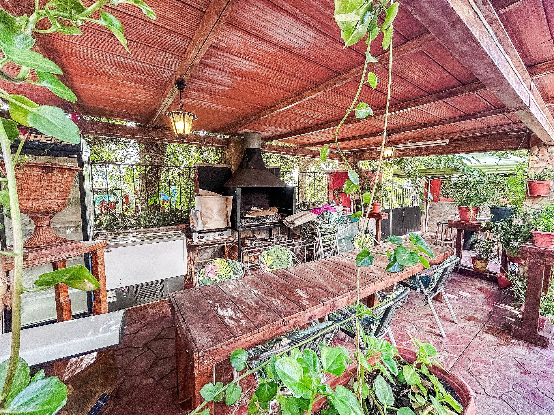 Resale - 9 Bedroom 2 Bathroom Semi-detached in Sax -  - Alicante