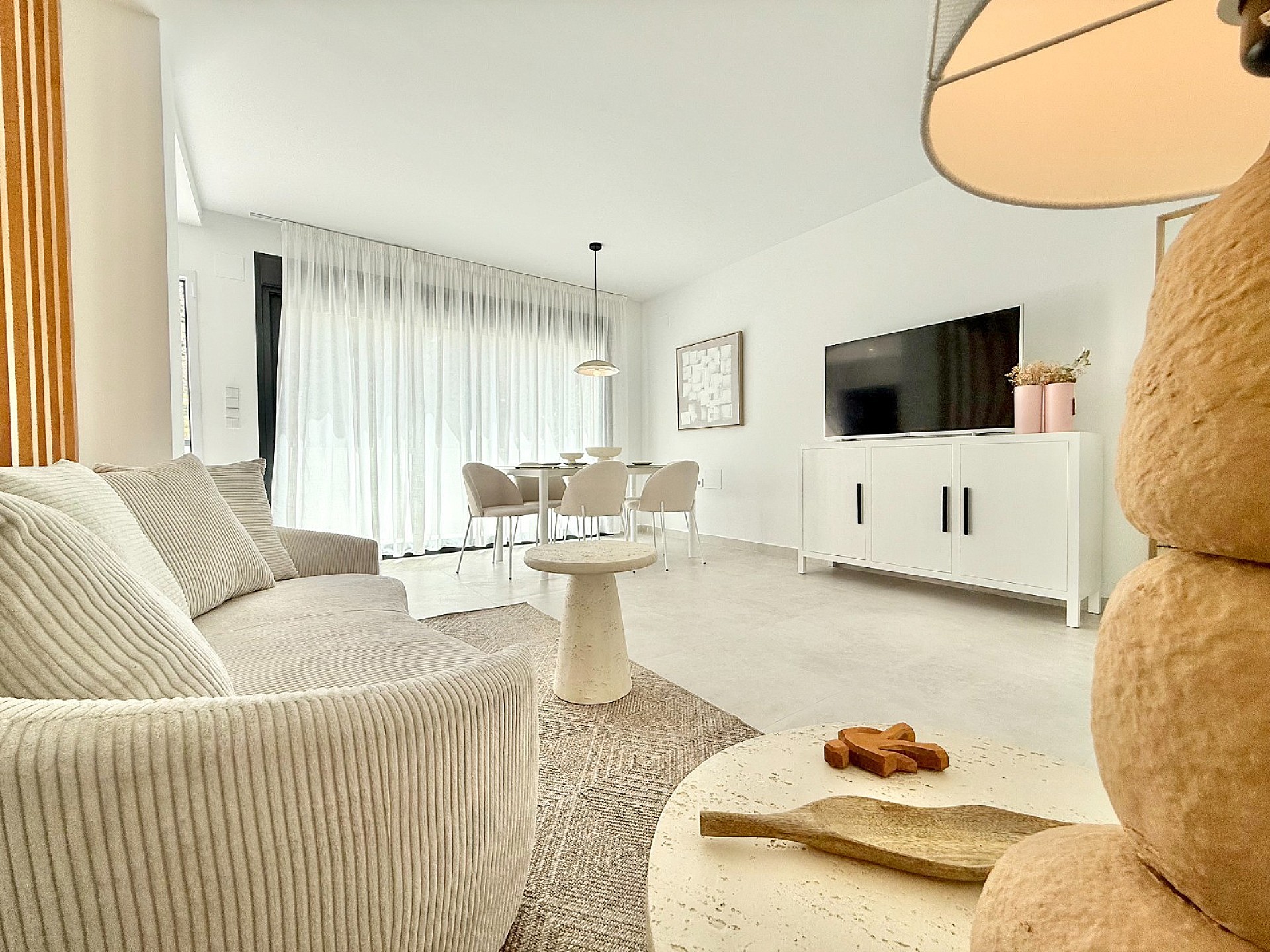 Resale - 3 Bedroom 2 Bathroom Villa in Cox -  - Alicante