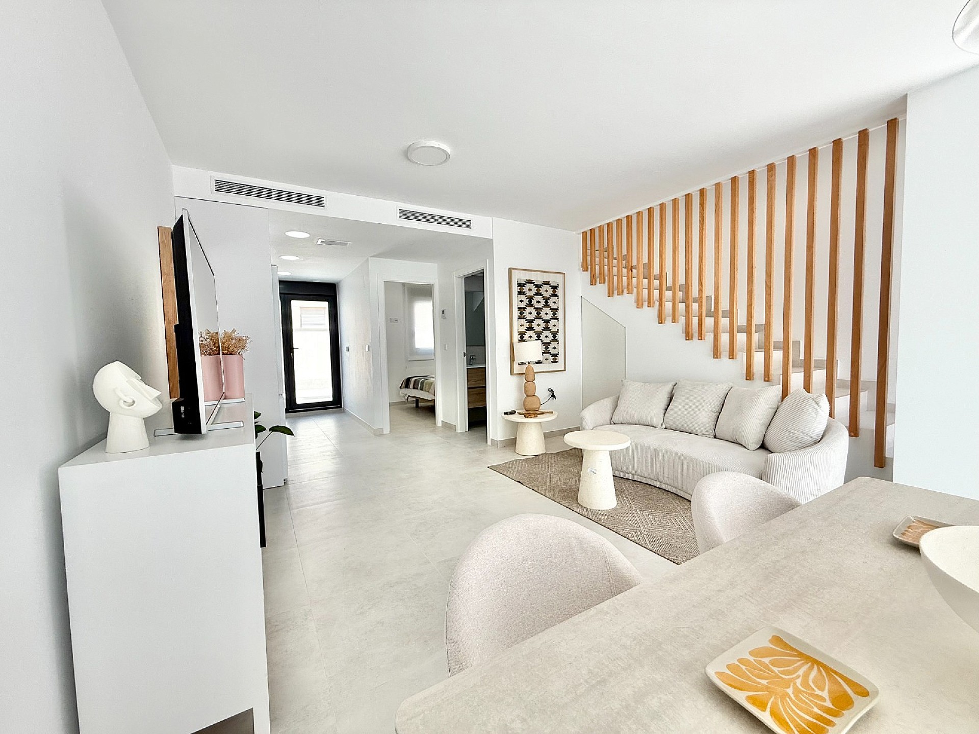 Resale - 3 Bedroom 2 Bathroom Villa in Cox -  - Alicante