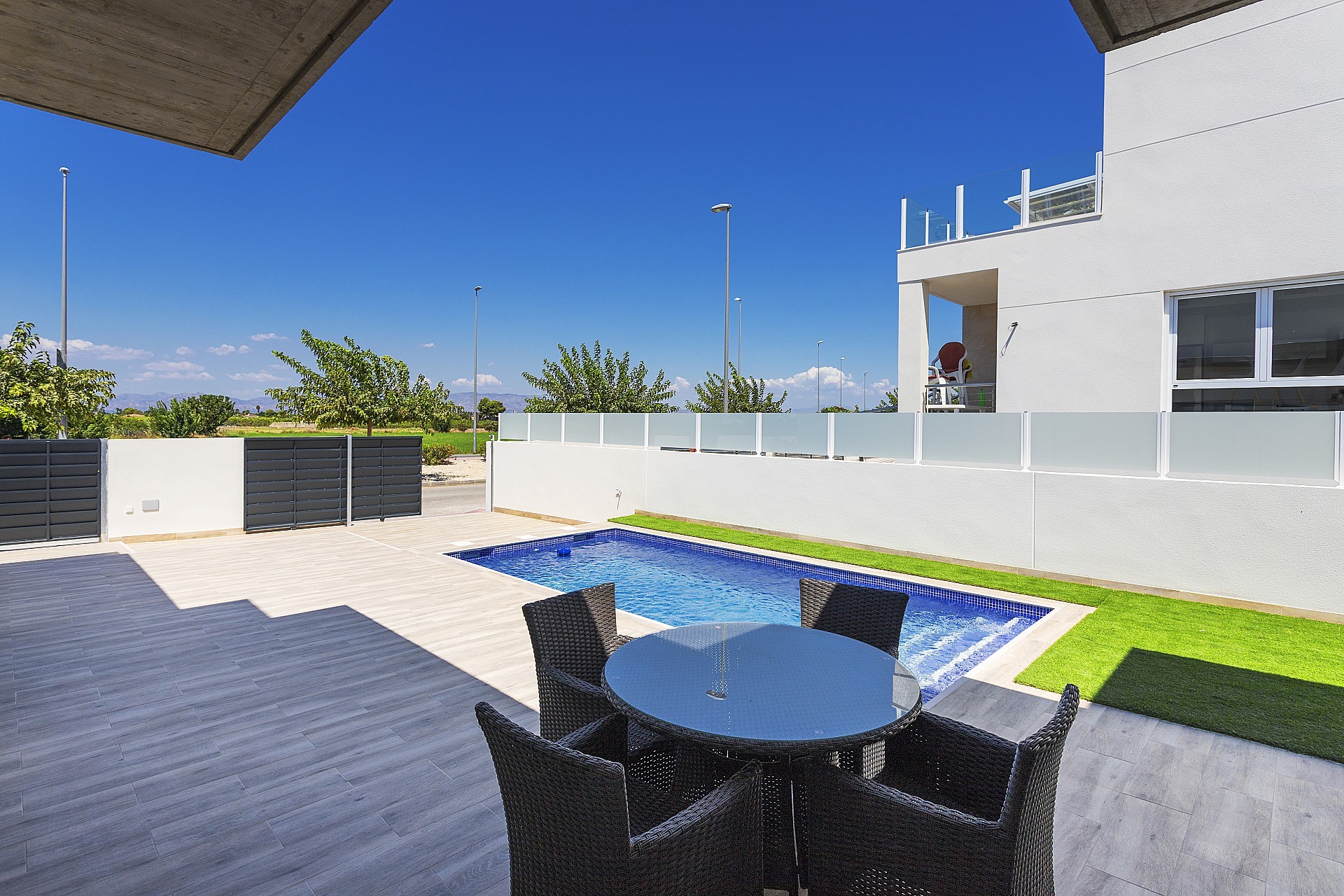 Resale - 3 Bedroom 2 Bathroom Villa in Daya Nueva -  - Alicante