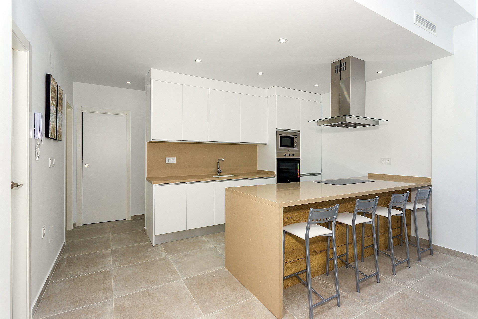 Resale - 3 Bedroom 2 Bathroom Villa in Daya Nueva -  - Alicante