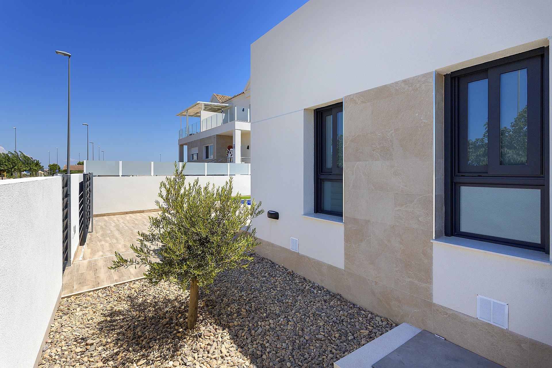 Resale - 3 Bedroom 2 Bathroom Villa in Daya Nueva -  - Alicante