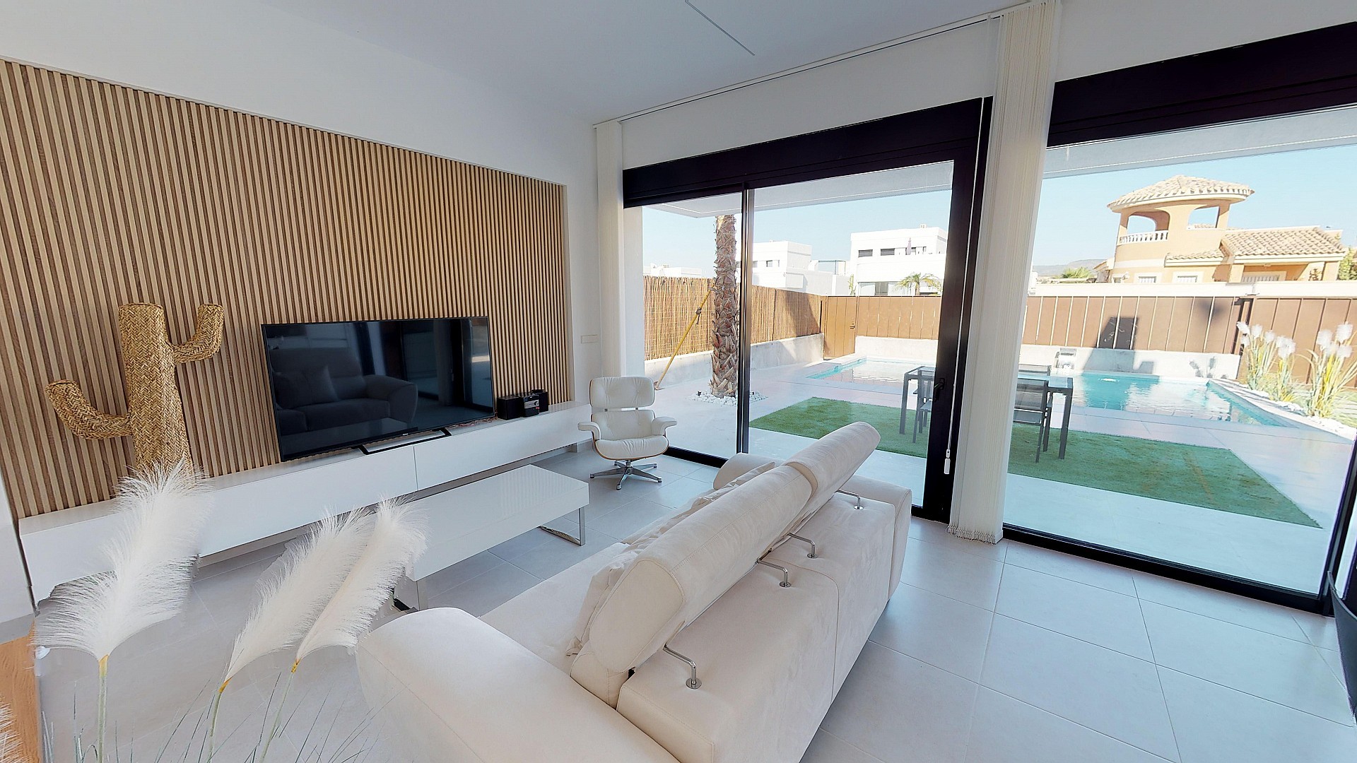 Resale - 3 Bedroom 2 Bathroom Villa in San Pedro del Pinatar -  - Murcia