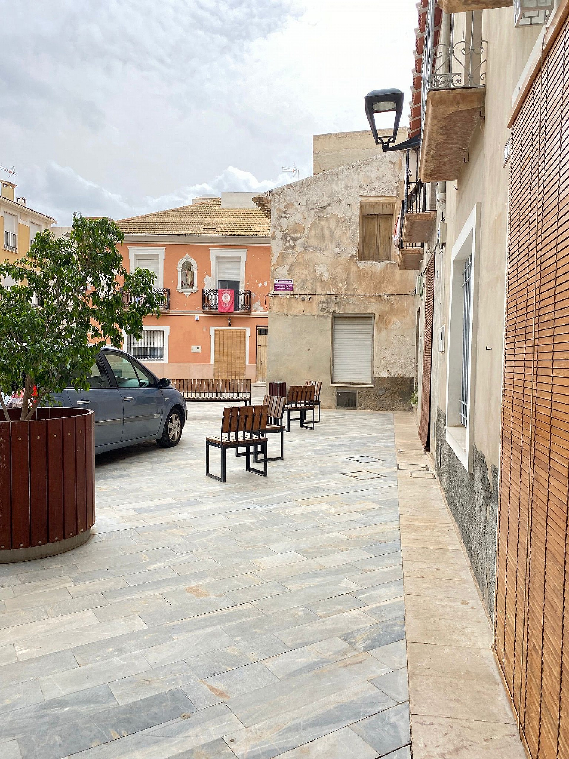 Resale - 5 Bedroom 2 Bathroom Townhouse in Aspe -  - Alicante
