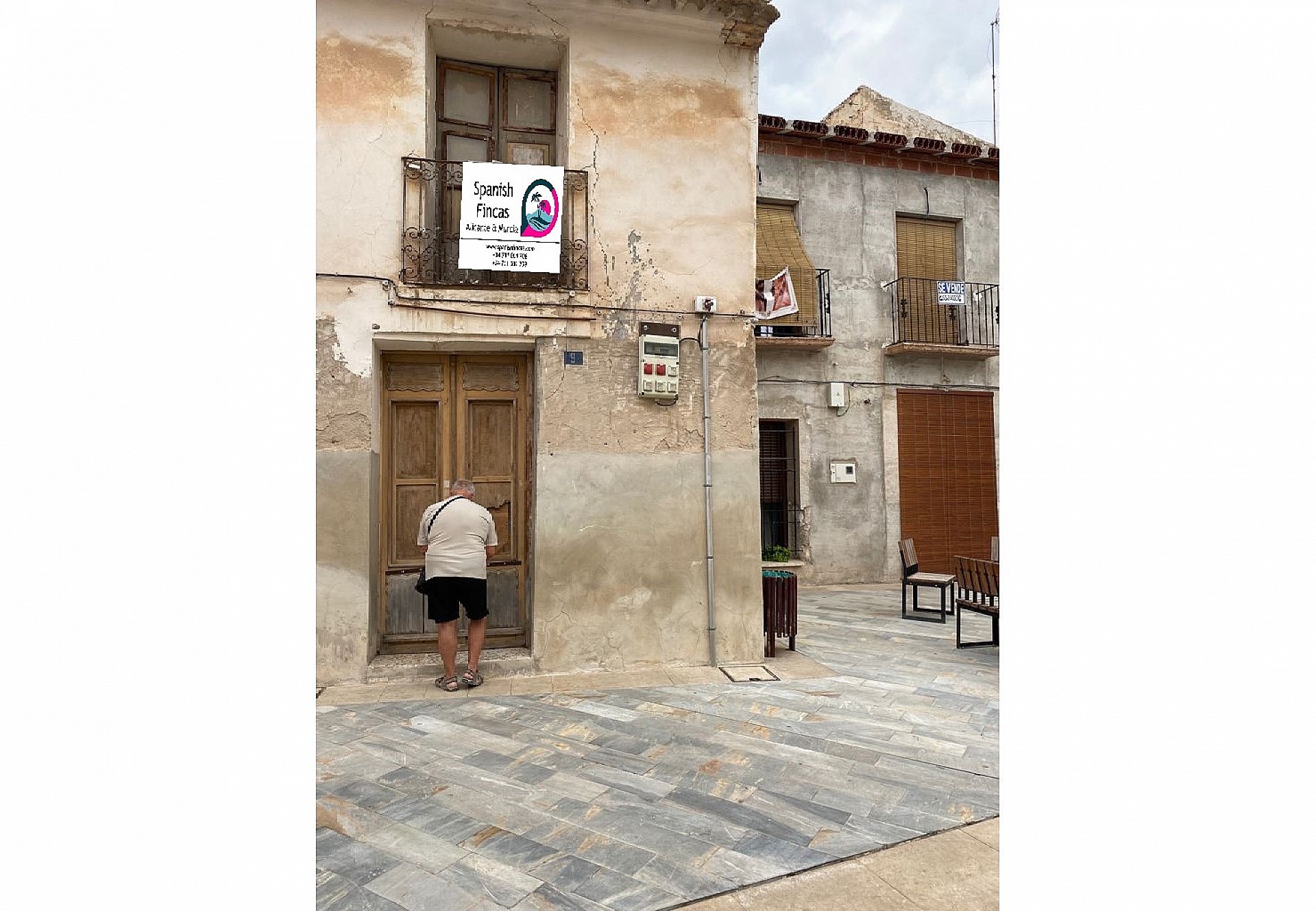 Resale - 5 Bedroom 2 Bathroom Townhouse in Aspe -  - Alicante