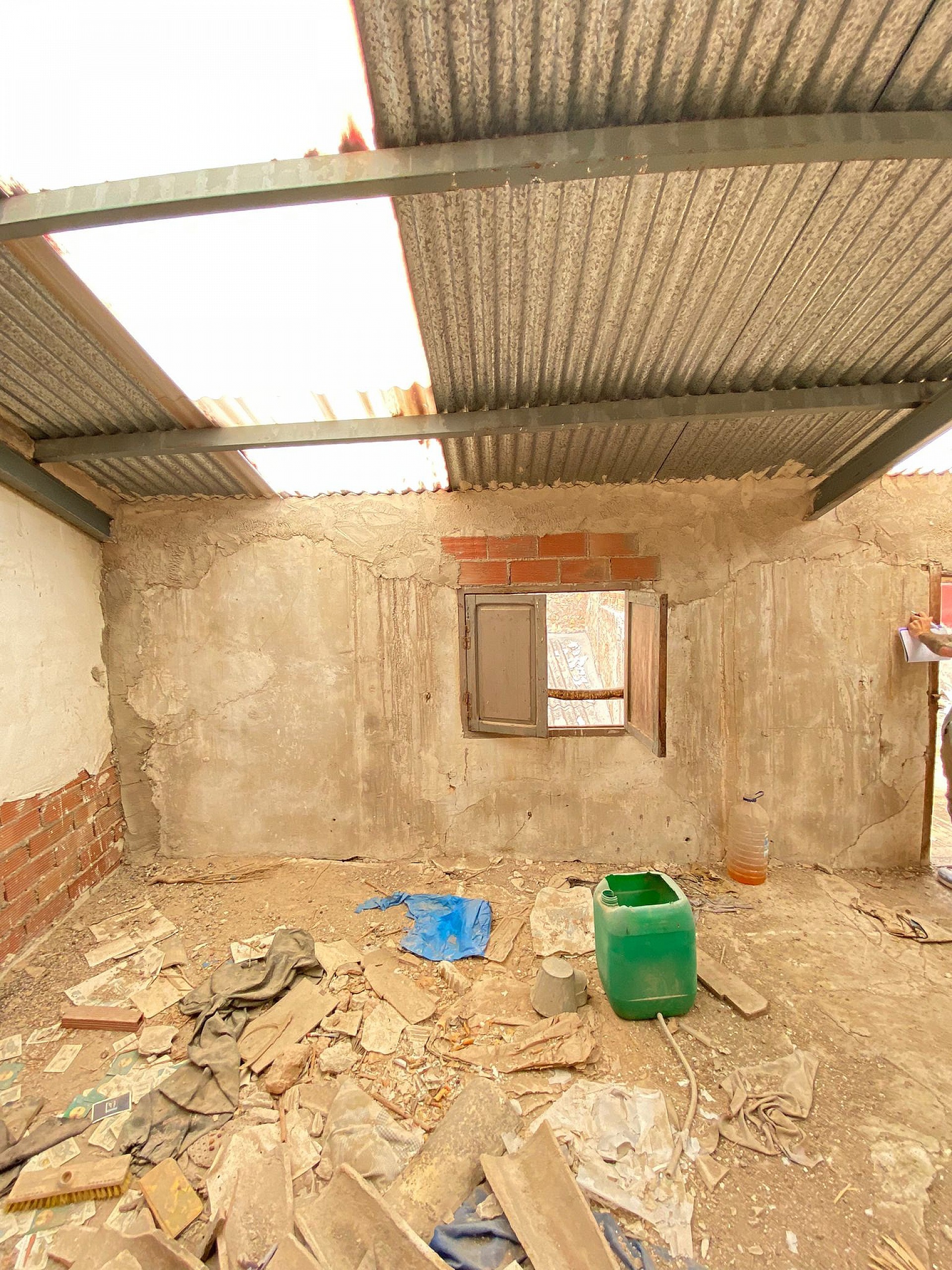 Resale - 5 Bedroom 2 Bathroom Townhouse in Aspe -  - Alicante