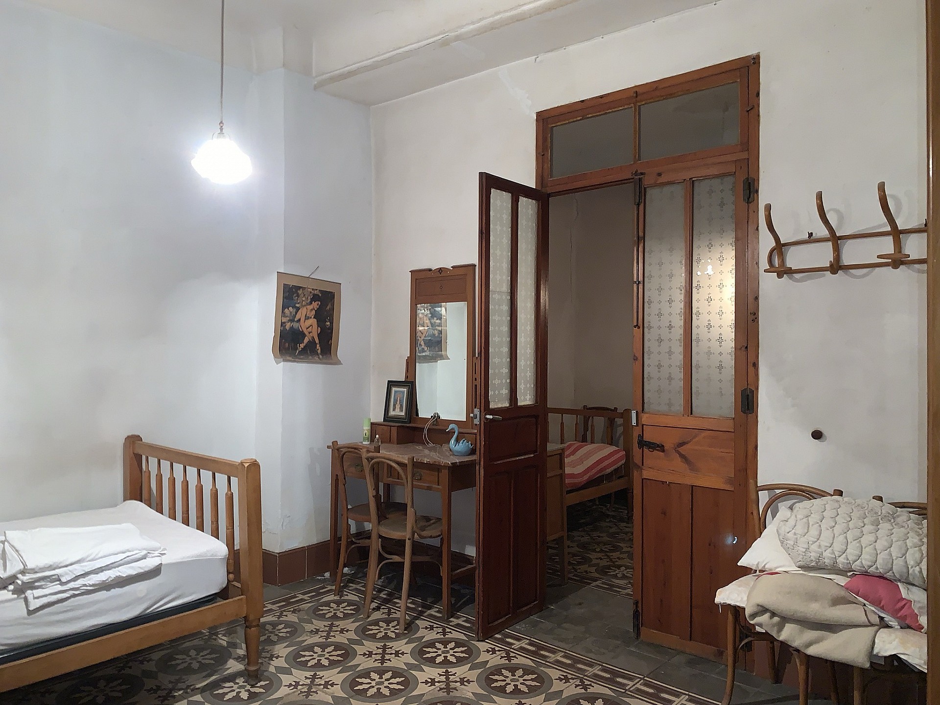 Resale - 7 Bedroom 1 Bathroom Townhouse in Agost -  - Alicante