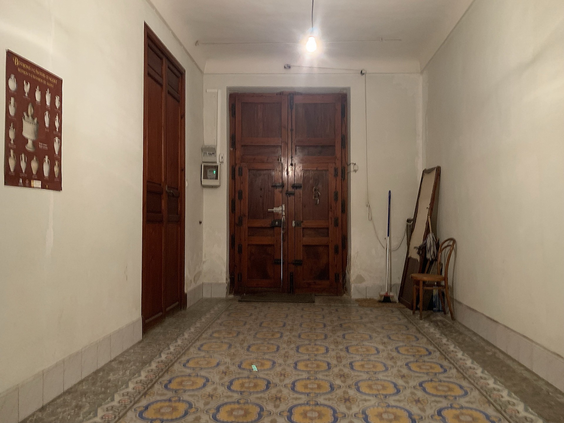 Resale - 7 Bedroom 1 Bathroom Townhouse in Agost -  - Alicante