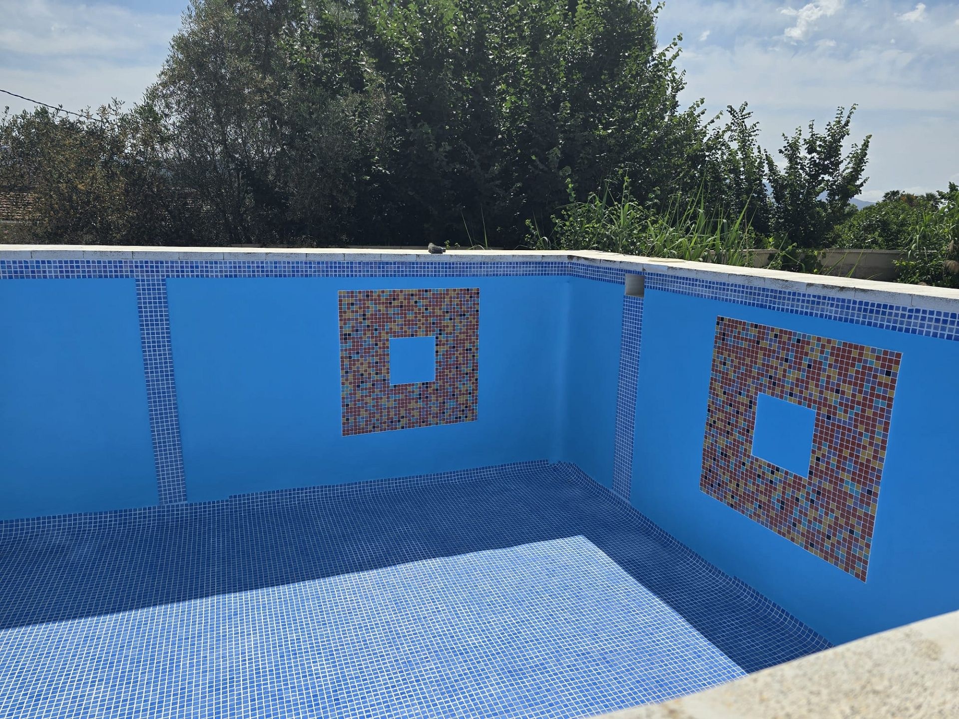 Resale - 6 Bedroom 3 Bathroom Villa in Sax -  - Alicante