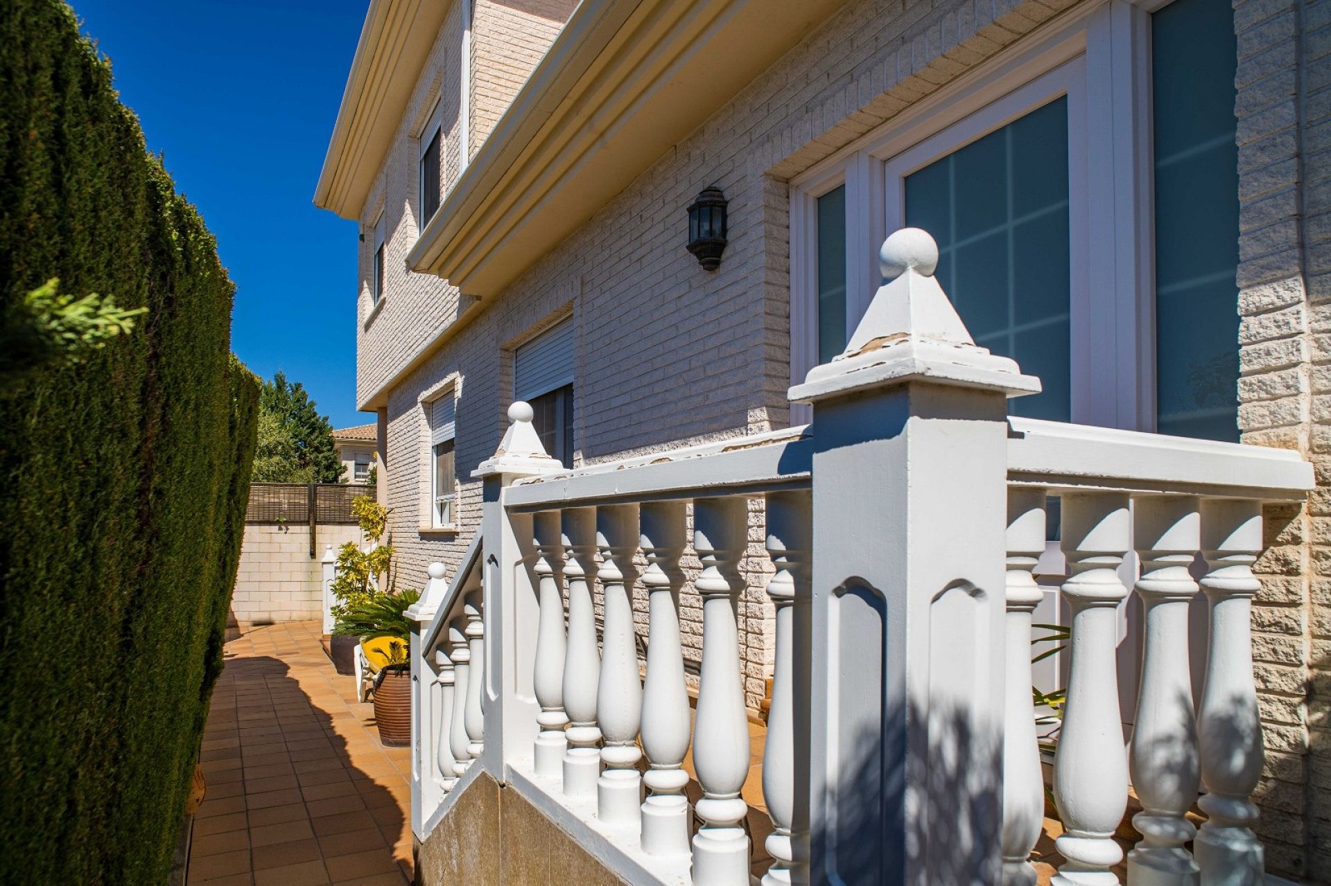 Resale - 3 Bedroom 2 Bathroom Villa in Elda -  - Alicante
