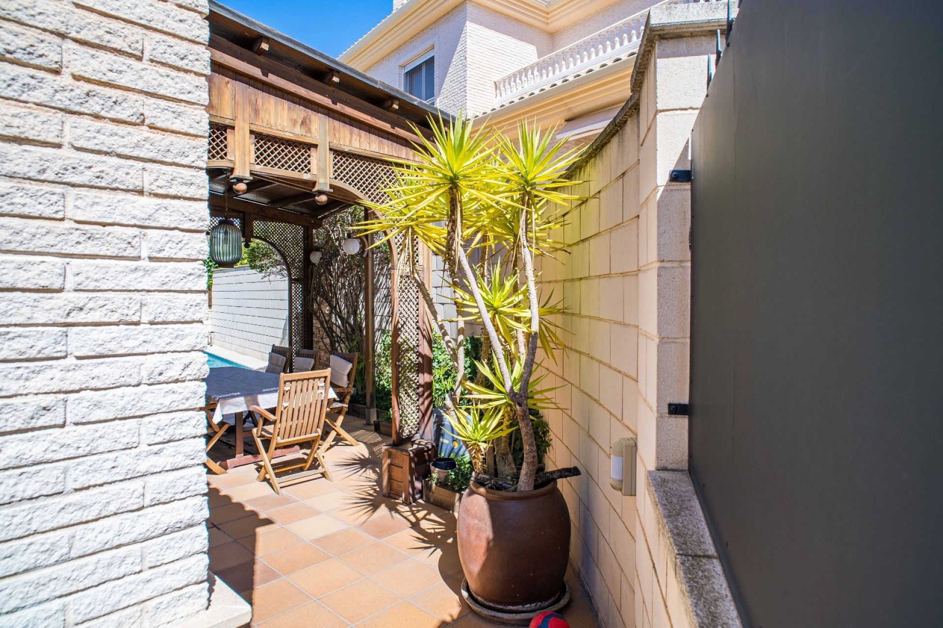 Resale - 3 Bedroom 2 Bathroom Villa in Elda -  - Alicante