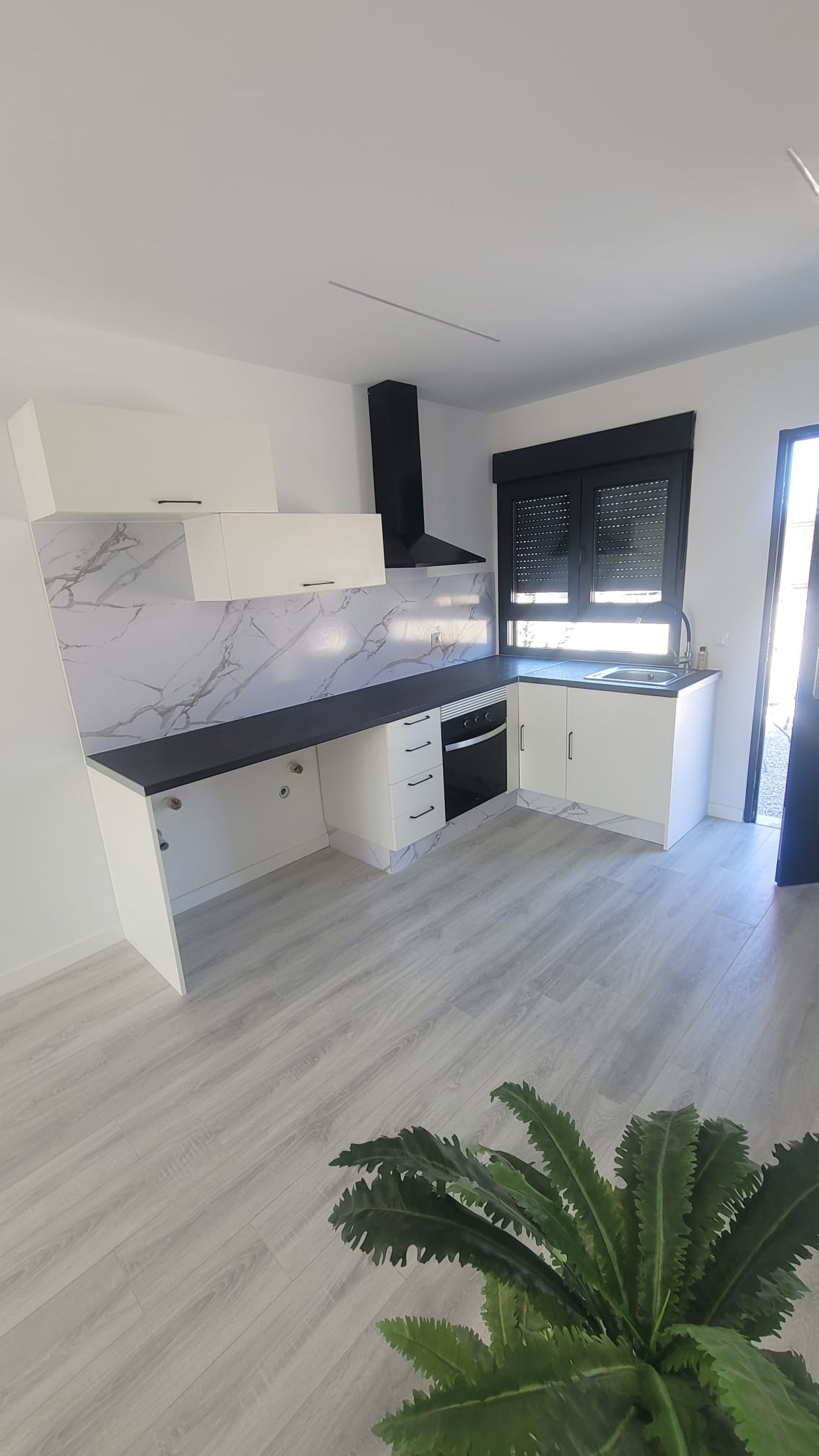 Resale - 3 Bedroom 2 Bathroom Villa in Salinas -  - Alicante