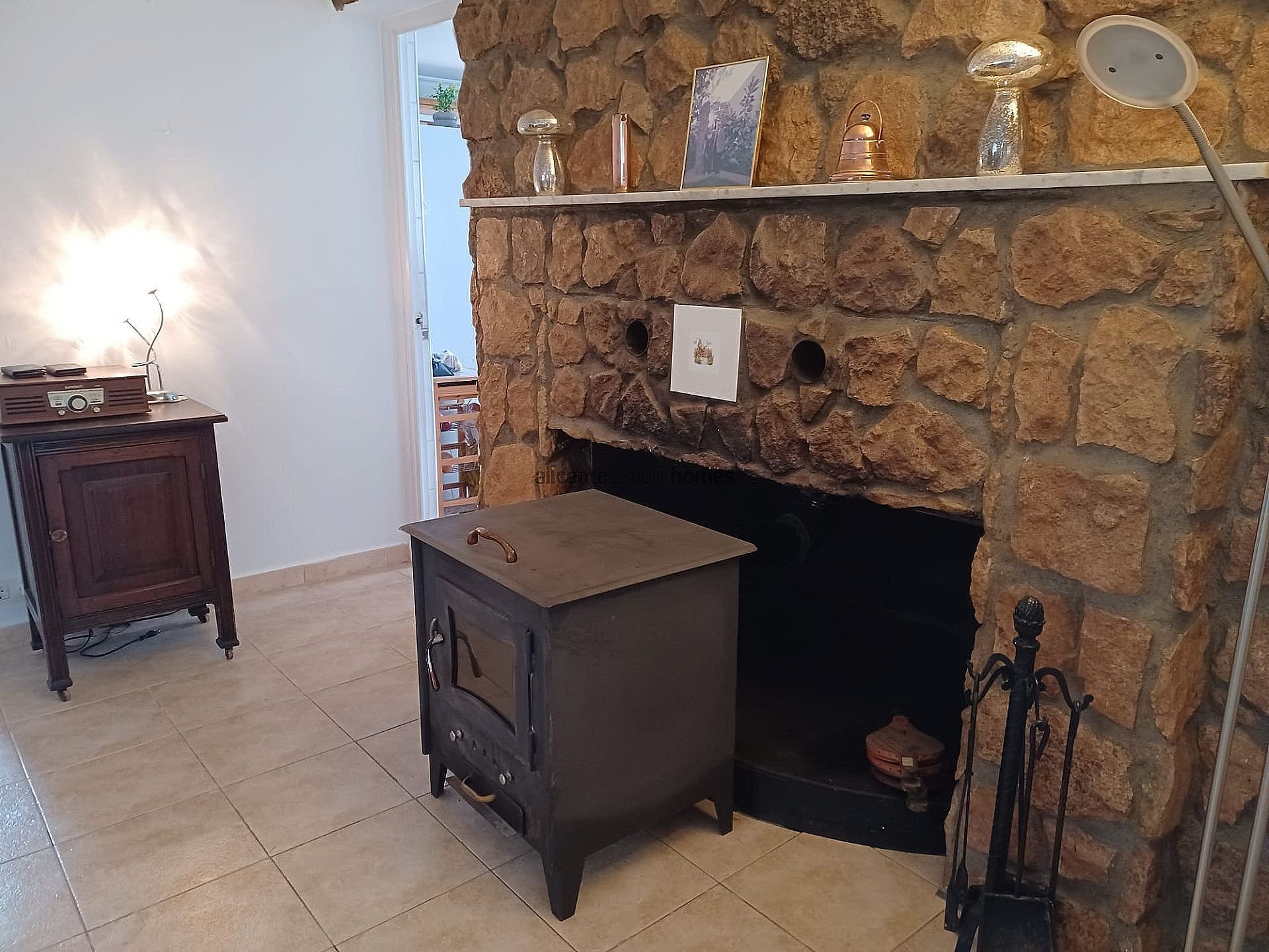 Resale - 3 Bedroom 1 Bathroom Country house in Yecla -  - Murcia