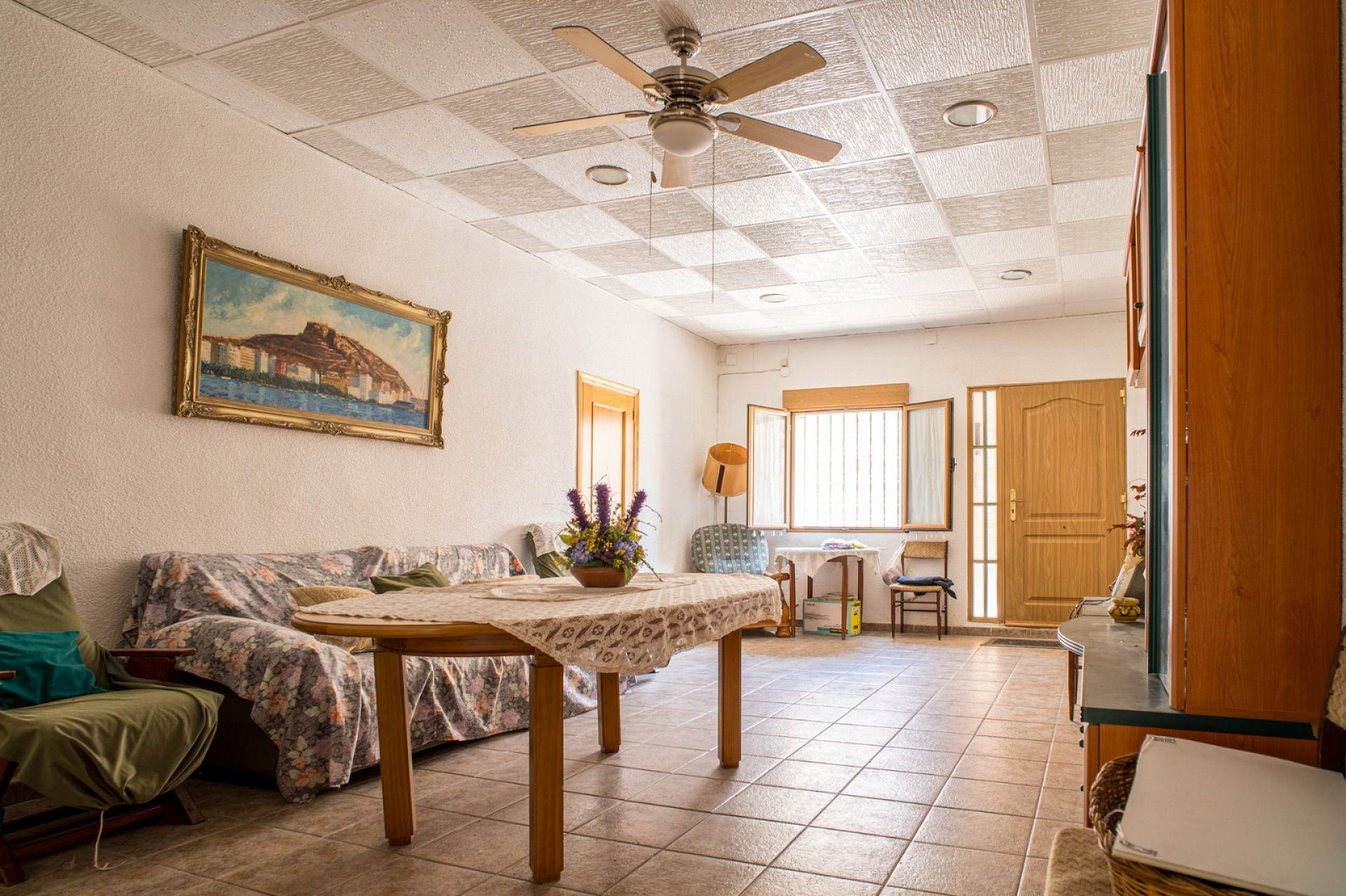 Resale - 5 Bedroom 3 Bathroom Townhouse in Pinoso -  - Alicante
