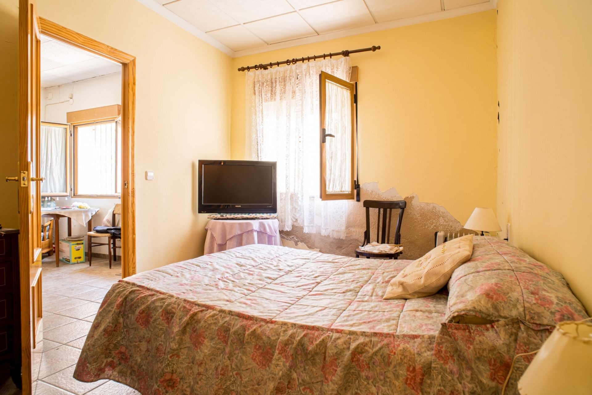 Resale - 5 Bedroom 3 Bathroom Townhouse in Pinoso -  - Alicante