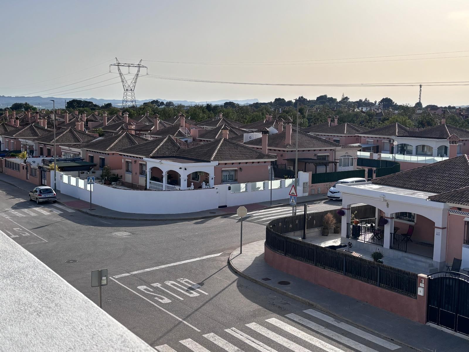 Resale - 2 Bedroom 2 Bathroom Townhouse in Los Montesinos -  - Alicante