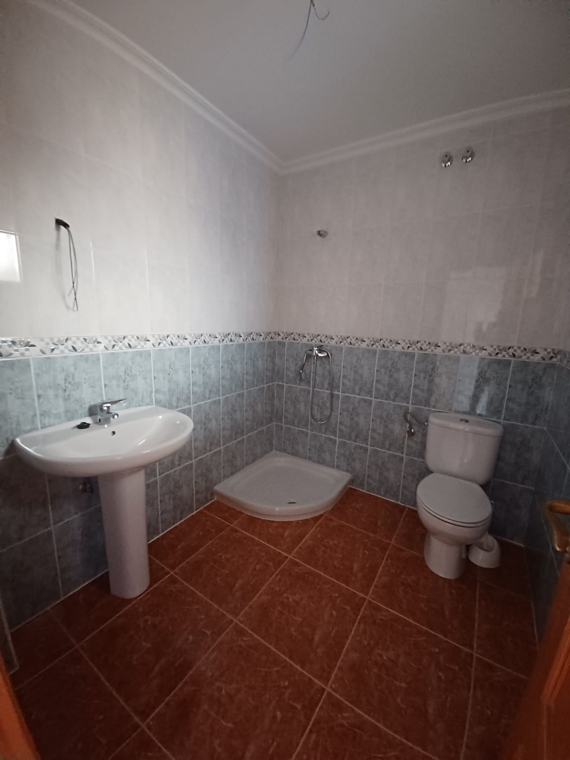 Resale - 4 Bedroom 2 Bathroom Townhouse in Pinoso -  - Alicante