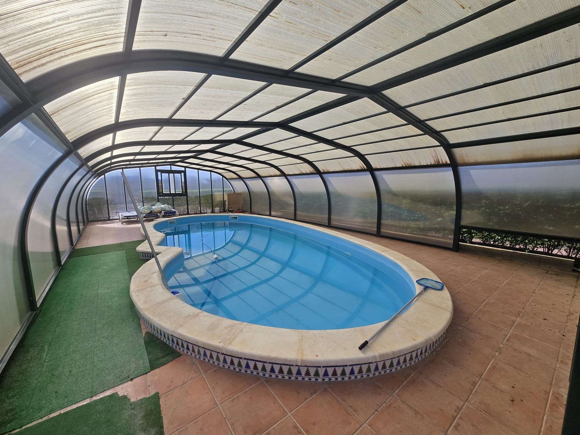 Resale - 8 Bedroom 3 Bathroom Villa in Sax -  - Alicante