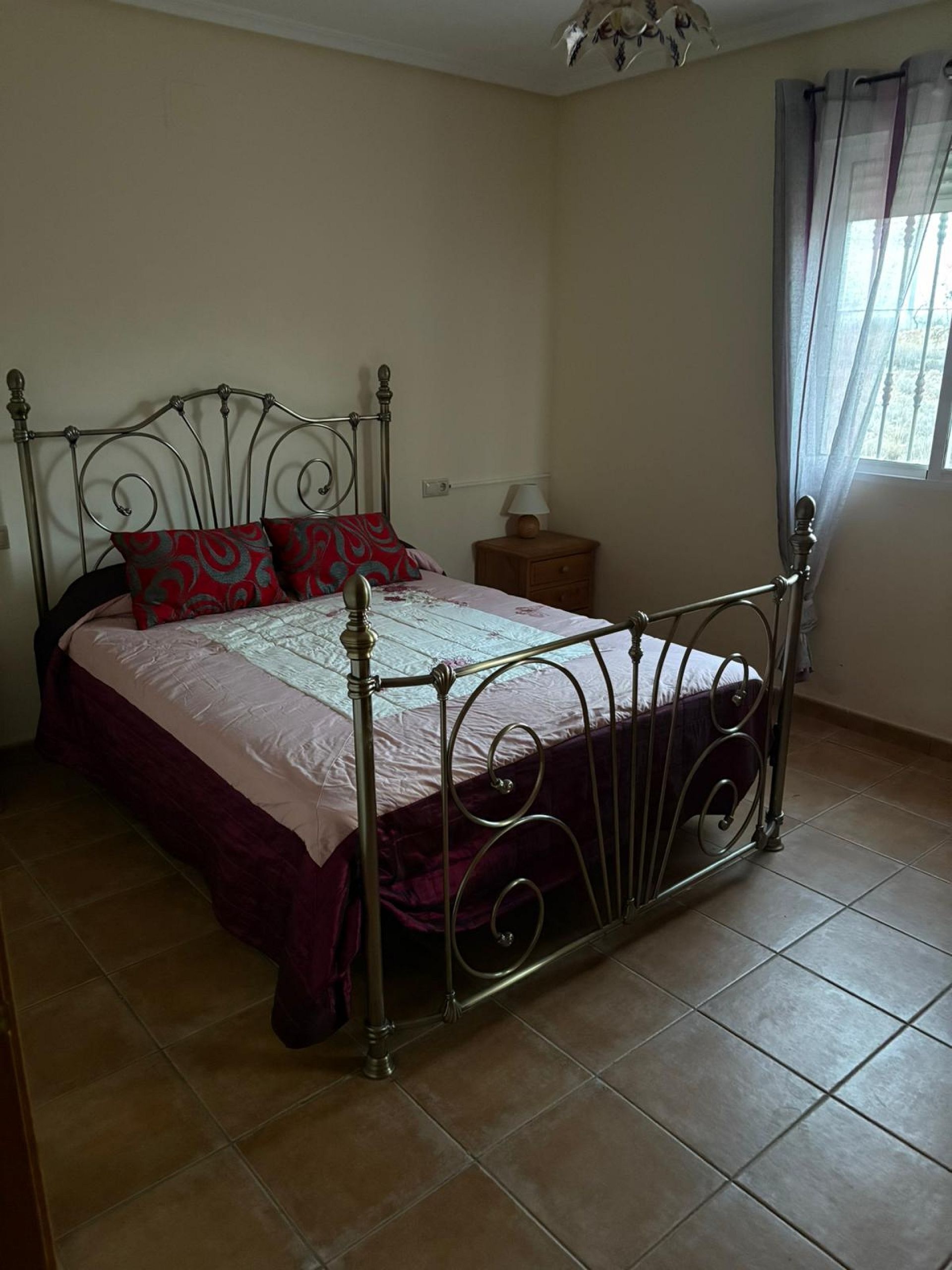 Resale - 3 Bedroom 2 Bathroom Villa in Monóvar -  - Alicante