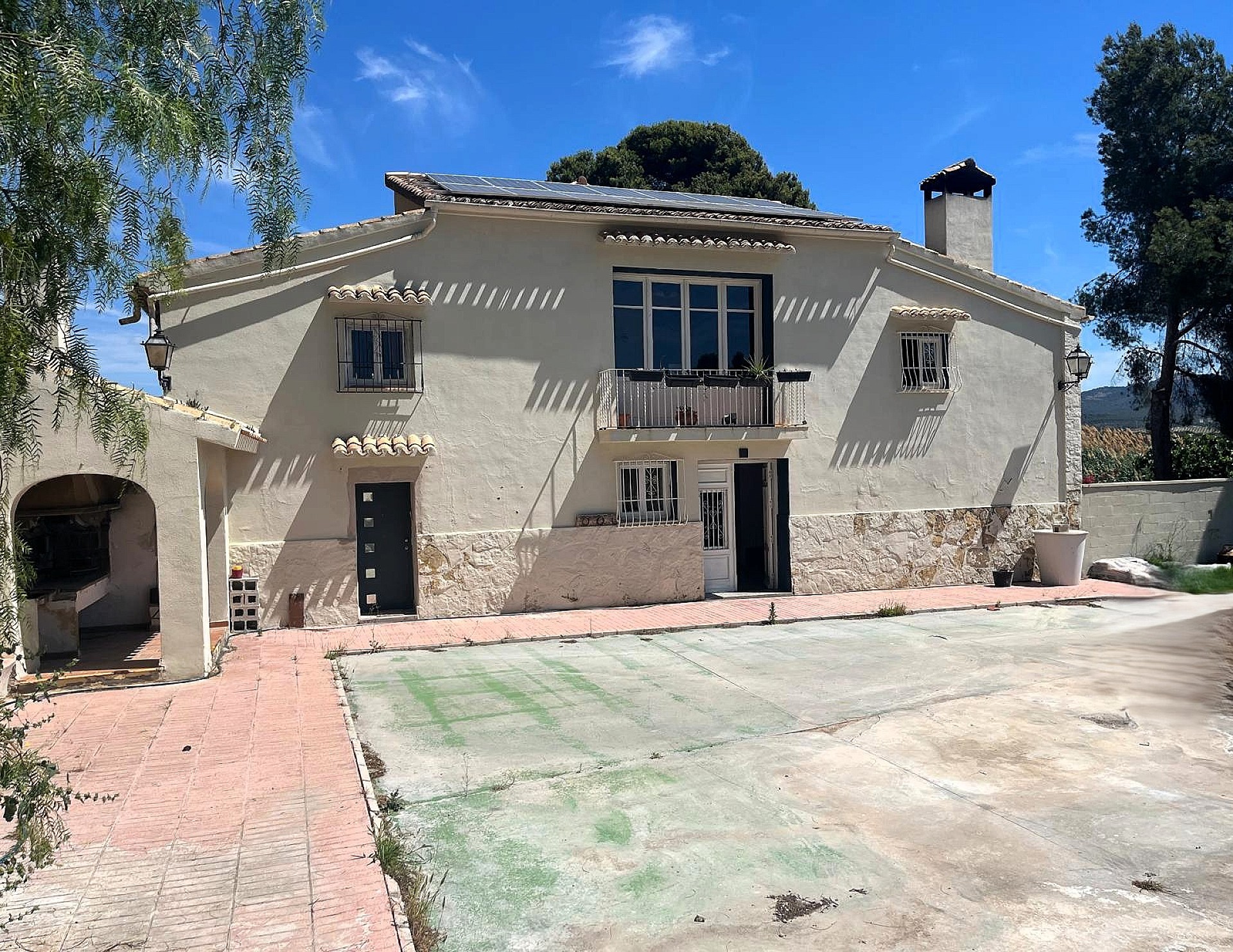 12 Bedroom 5 Bathroom Country house in Castalla