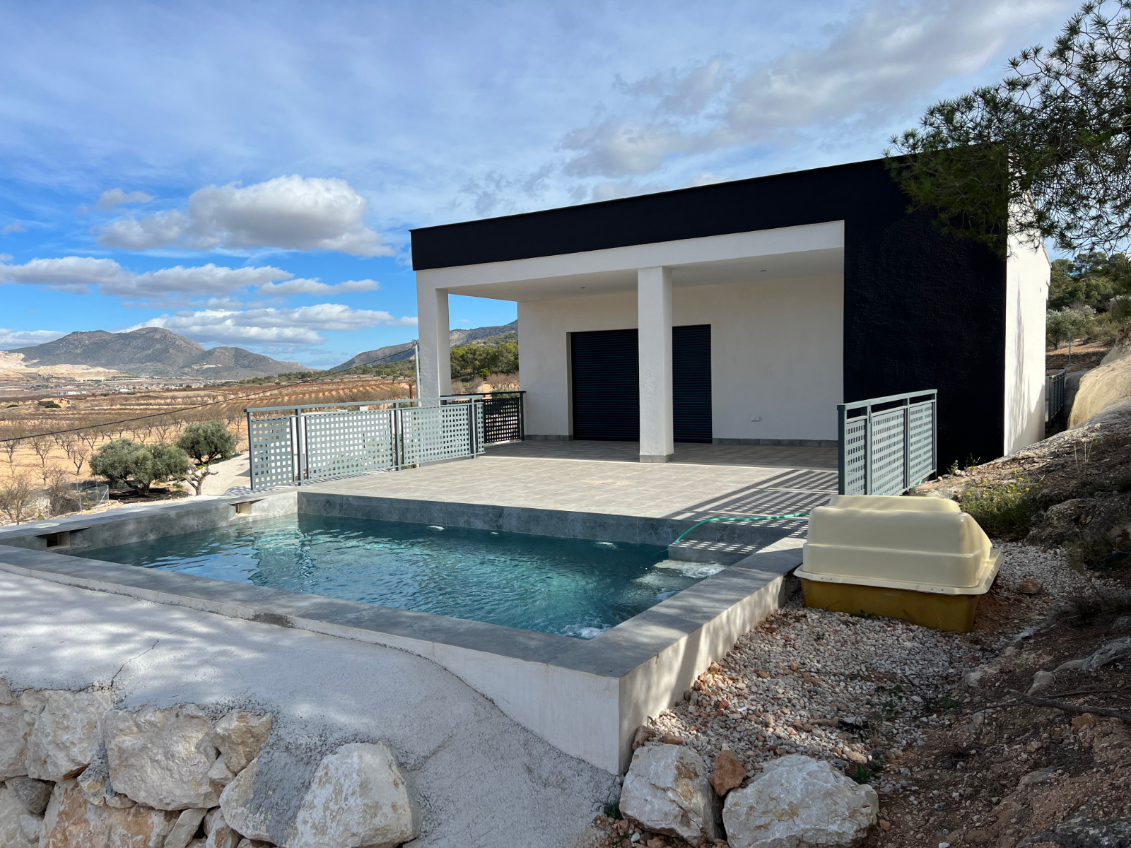 Resale - 3 Bedroom 2 Bathroom Villa in Cañada de la Leña -  - Murcia