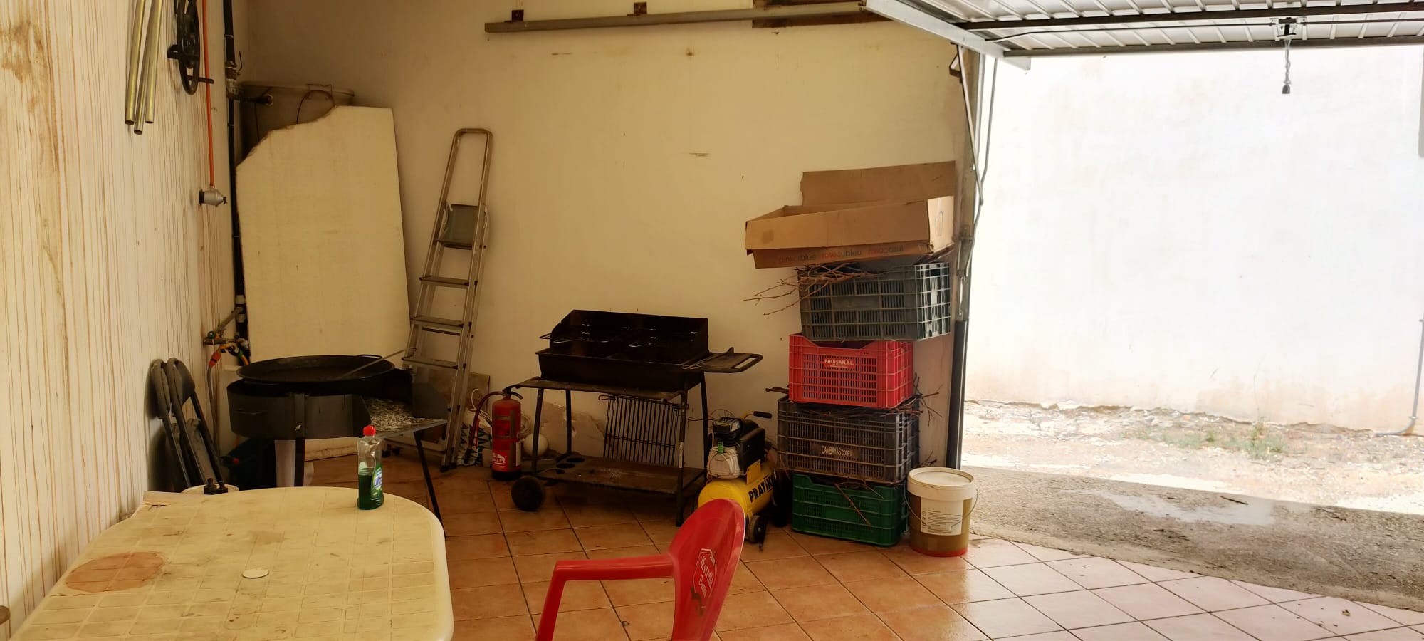 Resale - 3 Bedroom 2 Bathroom Townhouse in Hondón de las Nieves -  - Alicante