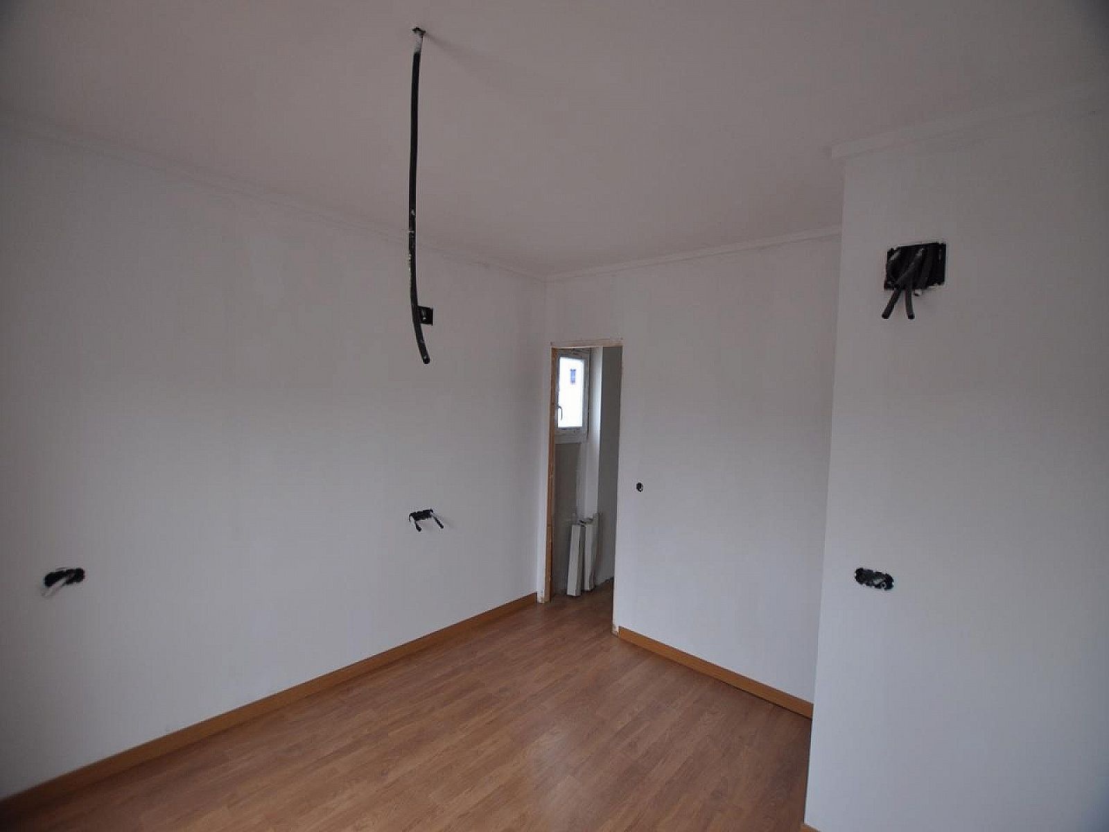 Resale - 3 Bedroom 2 Bathroom Villa in Salinas -  - Alicante