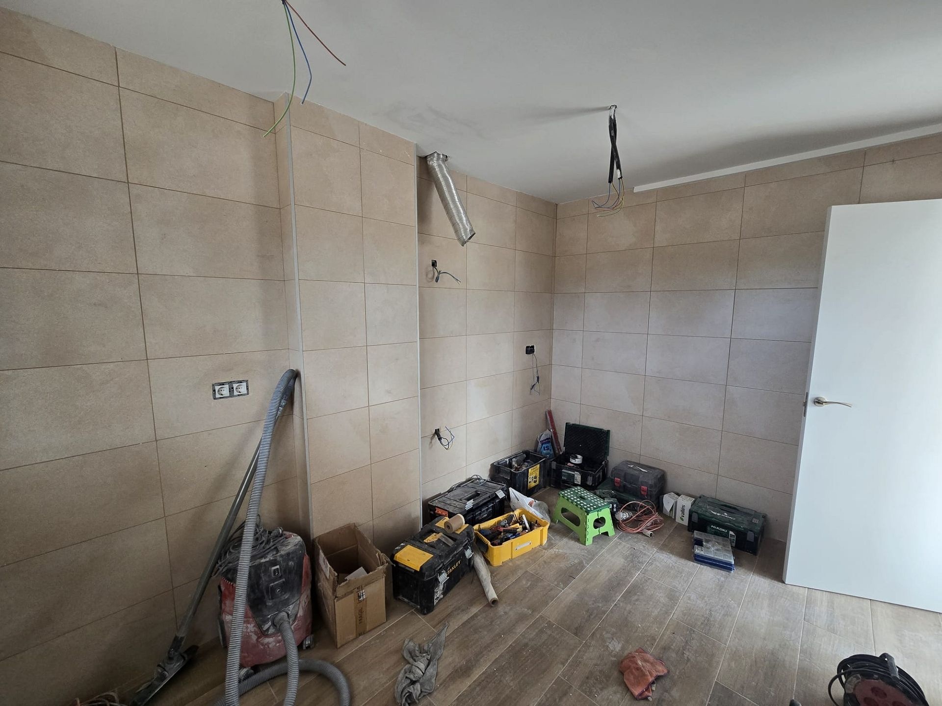 Resale - 3 Bedroom 2 Bathroom Villa in Salinas -  - Alicante