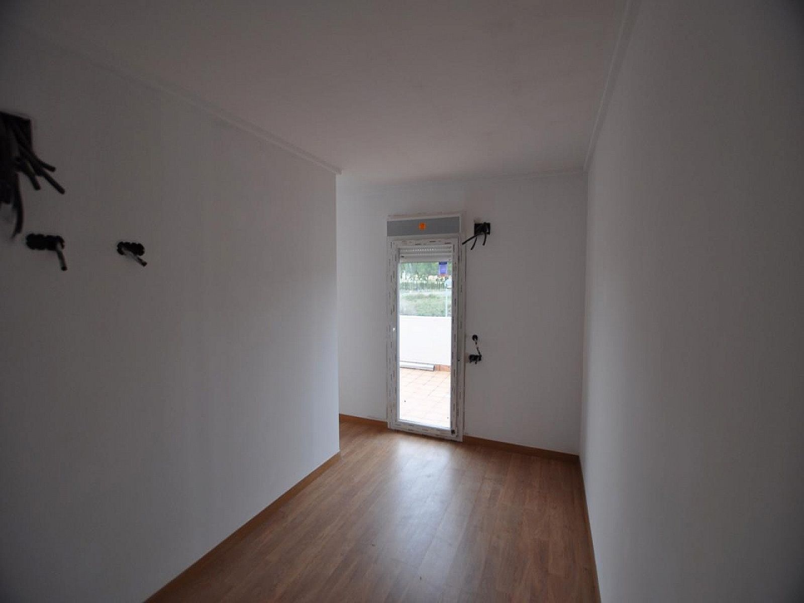 Resale - 3 Bedroom 2 Bathroom Villa in Salinas -  - Alicante