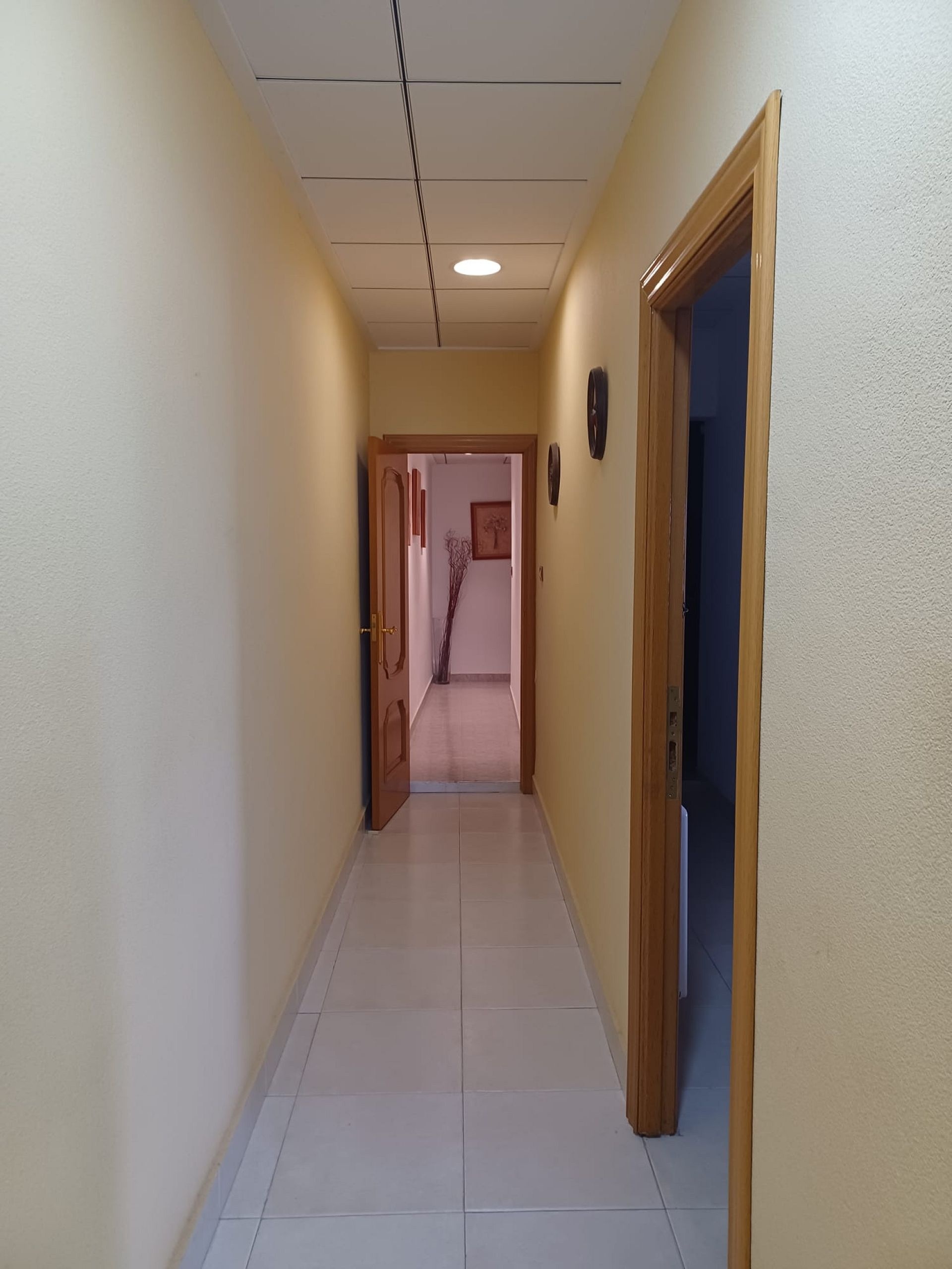 Resale - 4 Bedroom 2 Bathroom Country house in Monóvar -  - Alicante