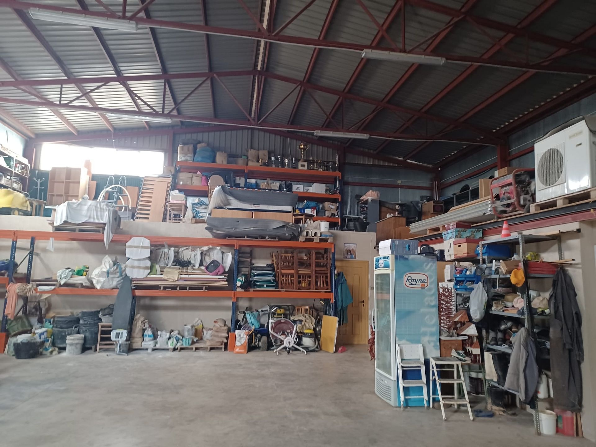 Resale - 4 Bedroom 2 Bathroom Country house in Monóvar -  - Alicante