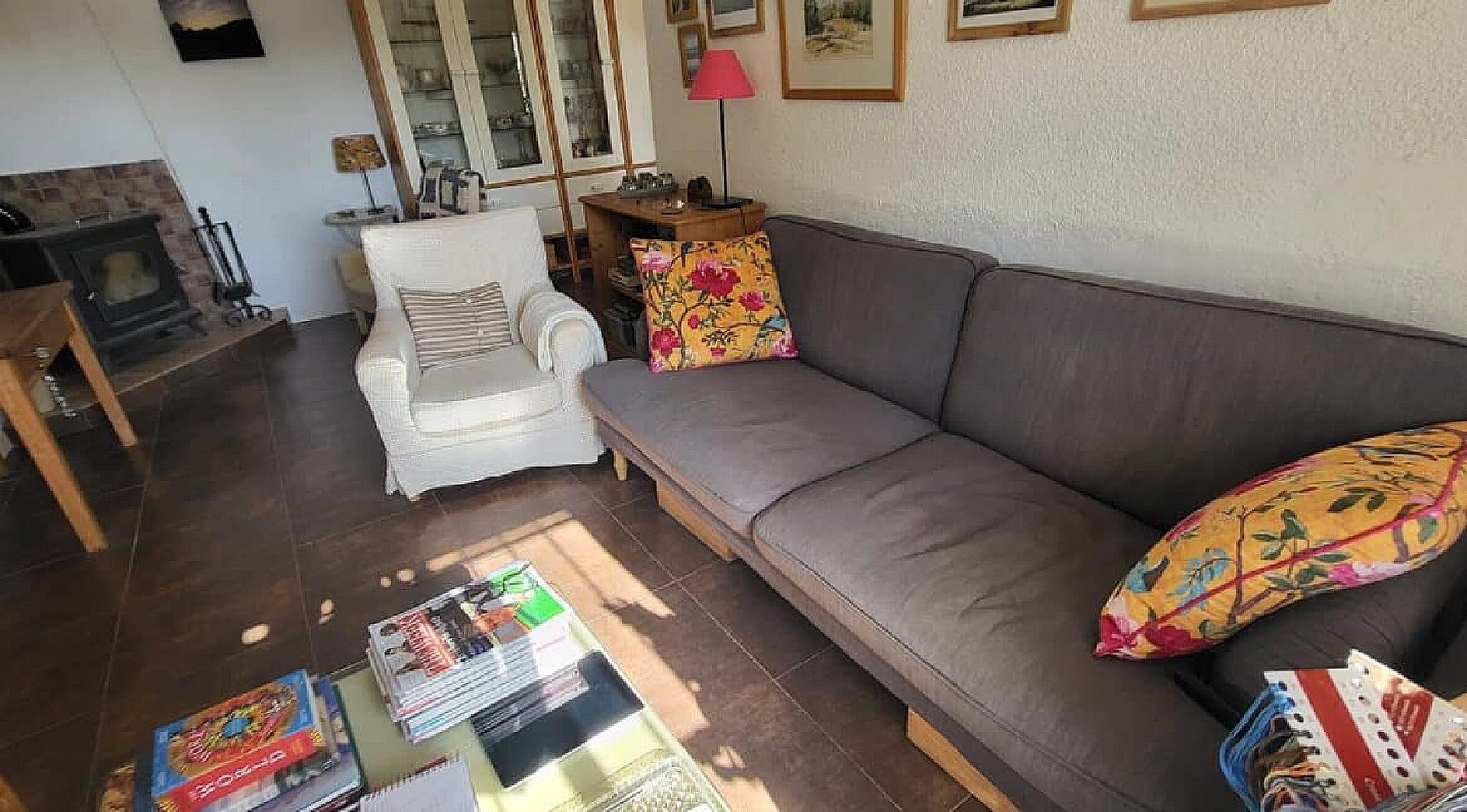 Resale - 4 Bedroom 2 Bathroom Country house in La Romana -  - Alicante