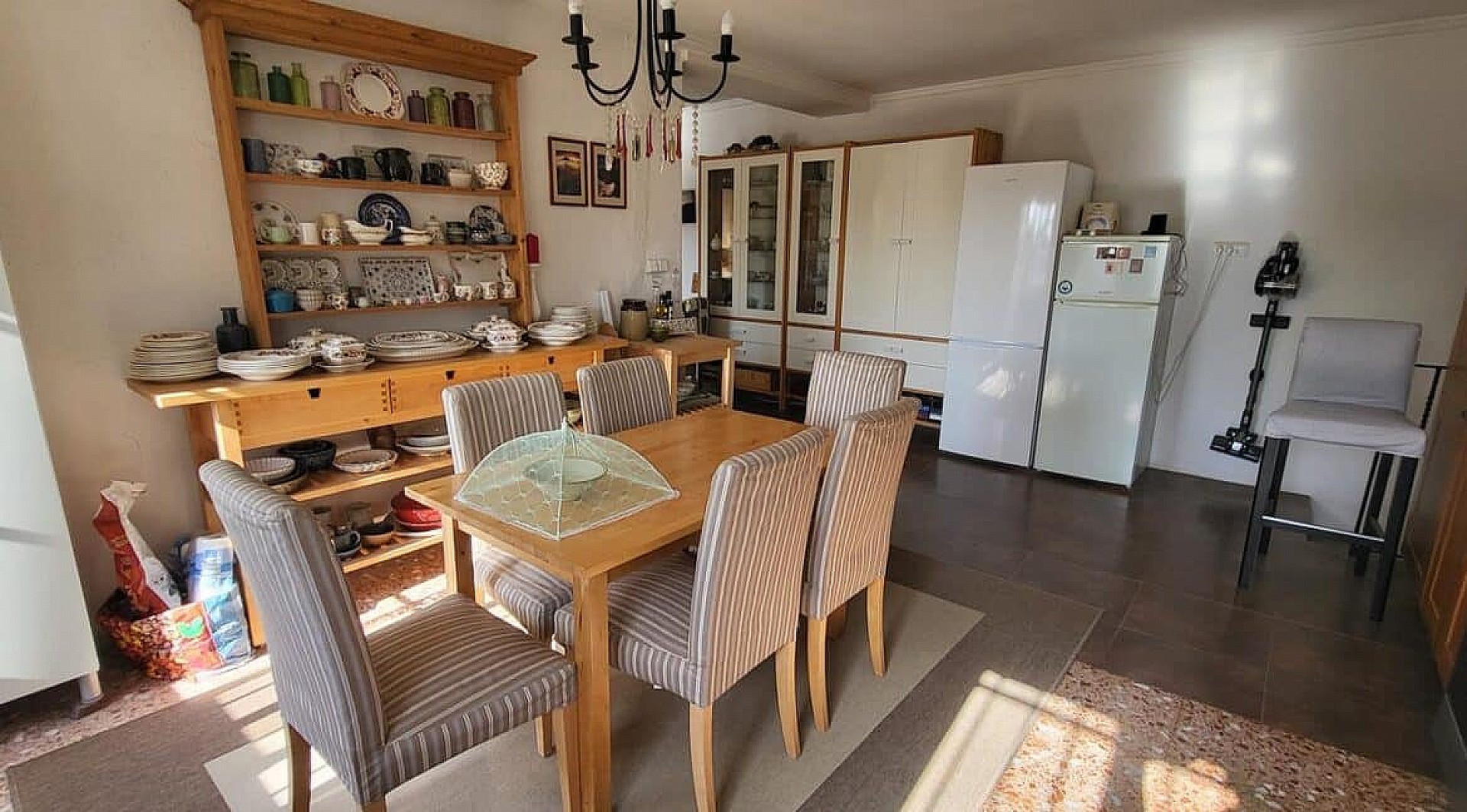 Resale - 4 Bedroom 2 Bathroom Country house in La Romana -  - Alicante