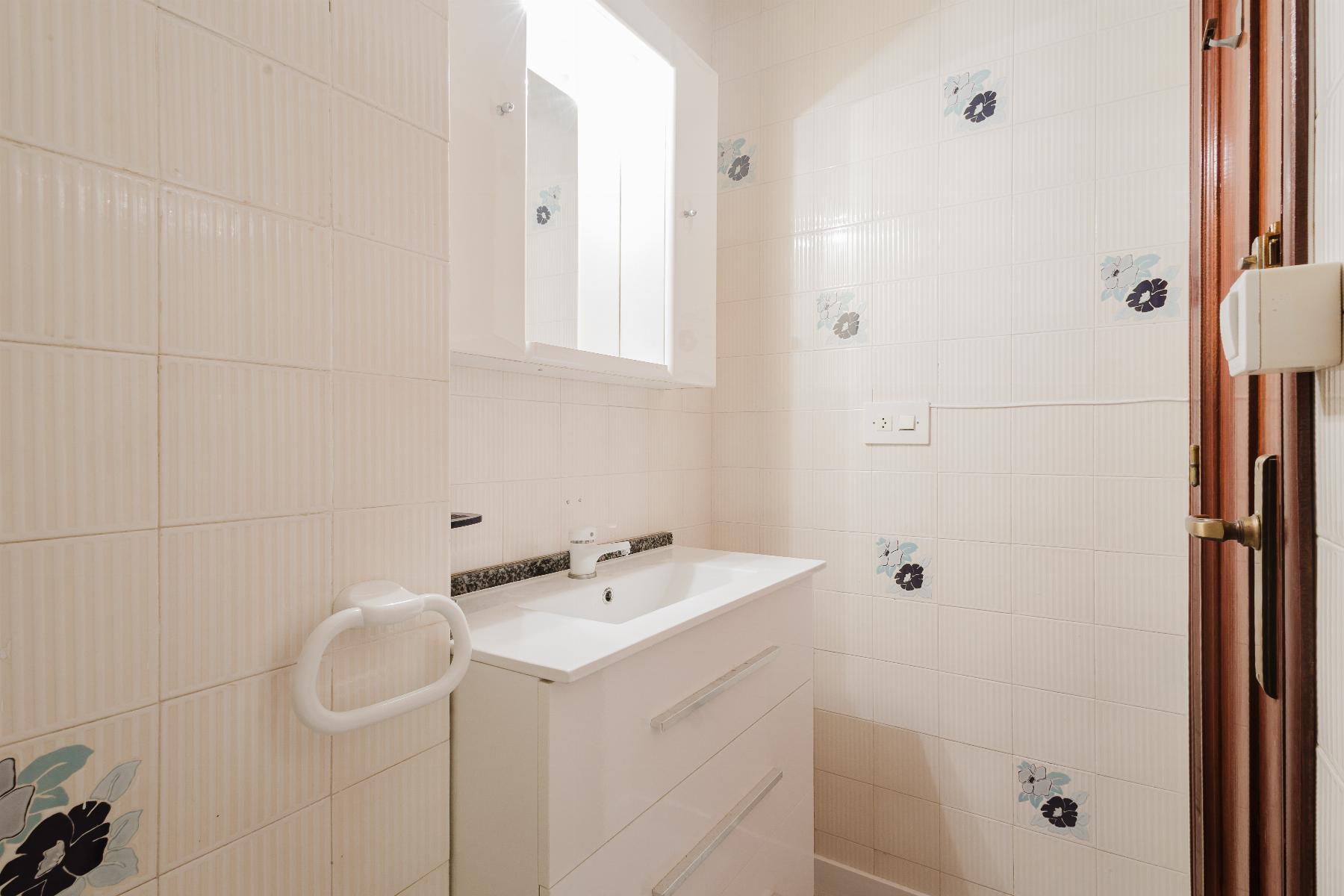 Resale - 3 Bedroom 2 Bathroom  in Torrevieja - Playa del Acequión - Alicante