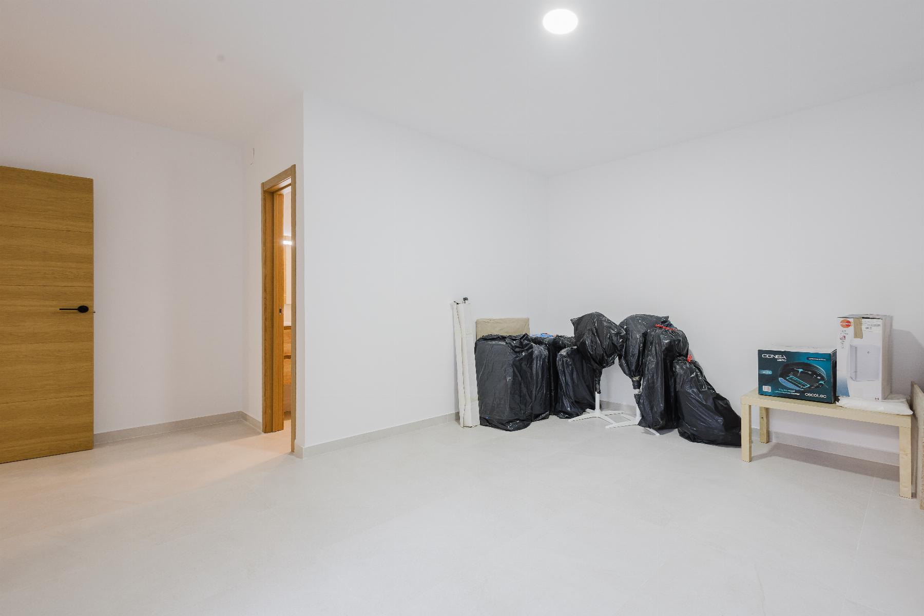 Resale - 4 Bedroom 4 Bathroom  in Algorfa - Campo de Golf - Algorfa - Alicante