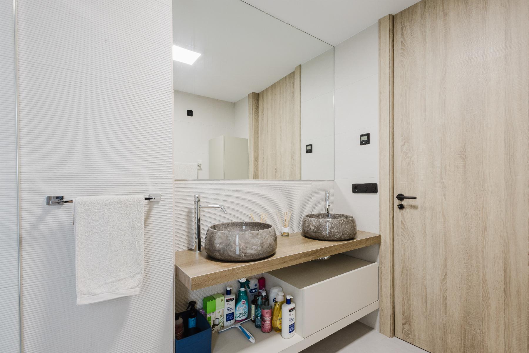 Resale - 4 Bedroom 4 Bathroom  in Algorfa - Campo de Golf - Algorfa - Alicante