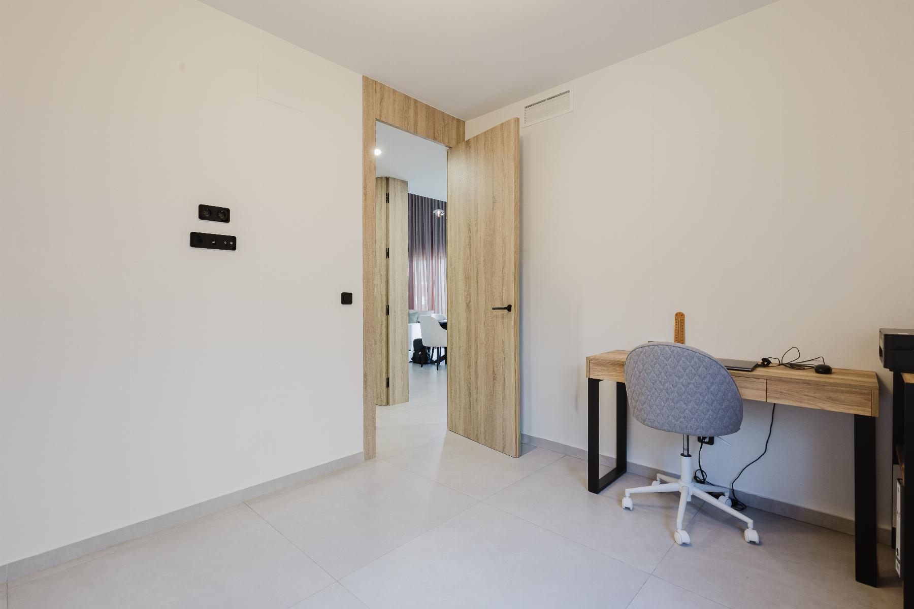 Resale - 4 Bedroom 4 Bathroom  in Algorfa - Campo de Golf - Algorfa - Alicante