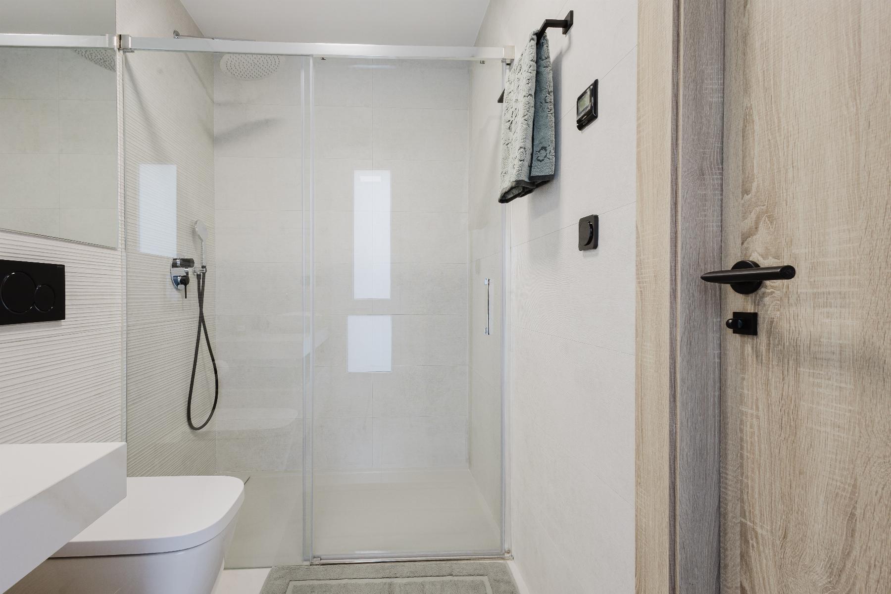 Resale - 4 Bedroom 4 Bathroom  in Algorfa - Campo de Golf - Algorfa - Alicante