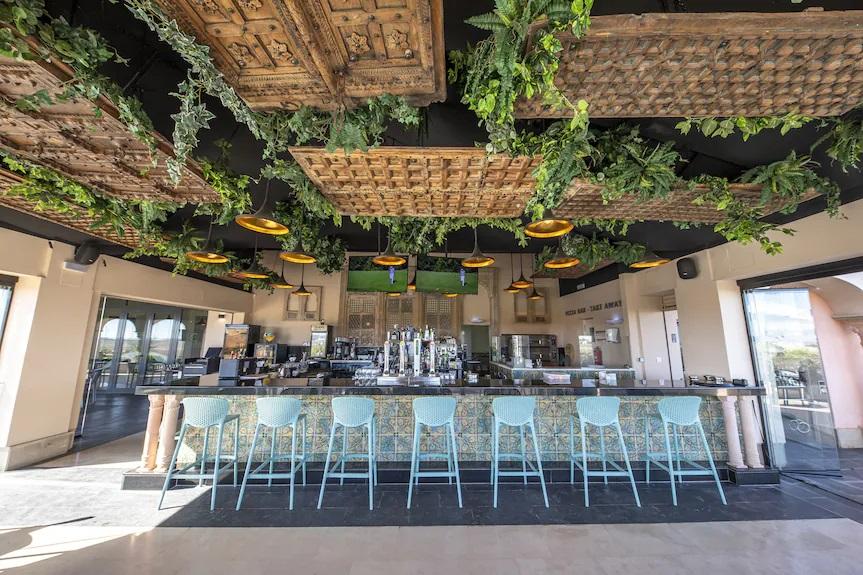 Resale - 4 Bedroom 4 Bathroom  in Algorfa - Campo de Golf - Algorfa - Alicante