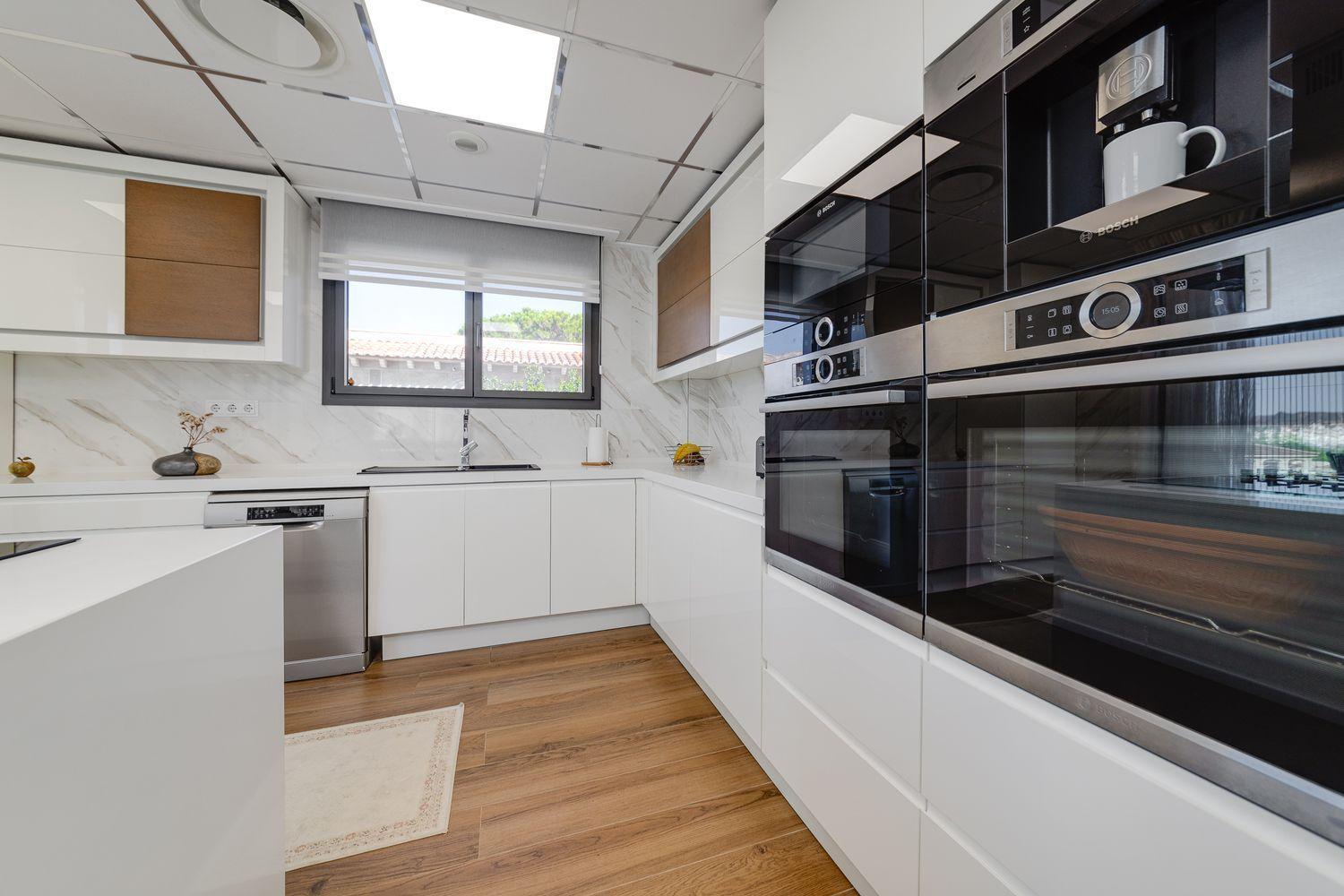 Resale - 3 Bedroom 4 Bathroom  in Torrevieja - Los Balcones - Alicante