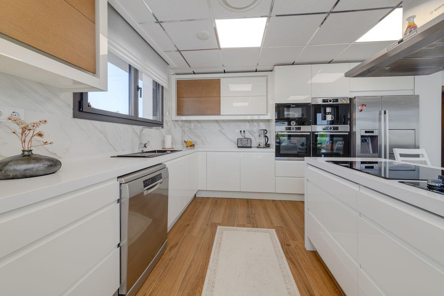 Resale - 3 Bedroom 4 Bathroom  in Torrevieja - Los Balcones - Alicante