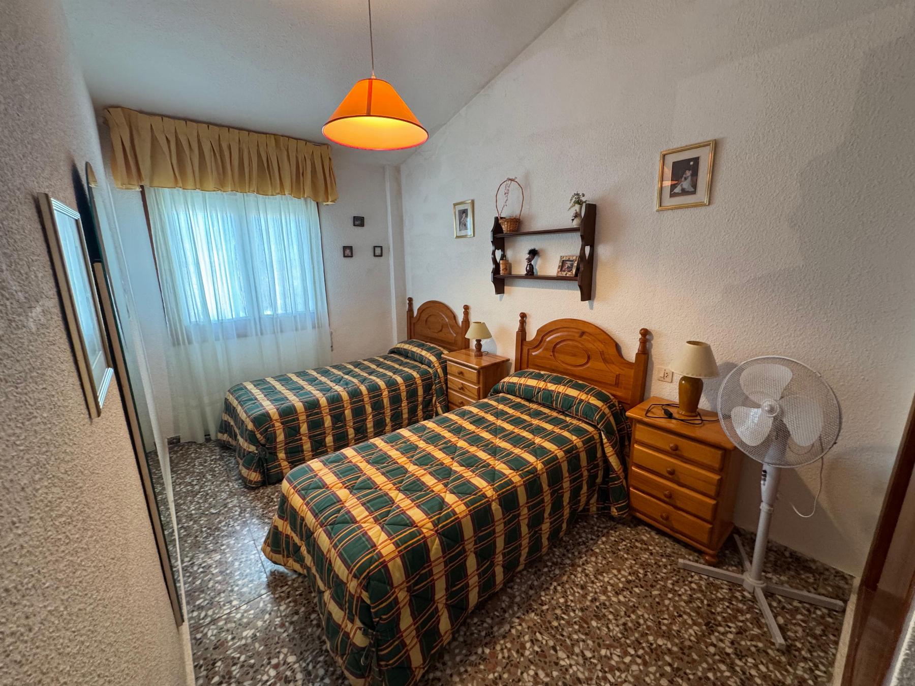 Resale - 3 Bedroom 2 Bathroom  in Torrevieja - Los Balcones - Alicante