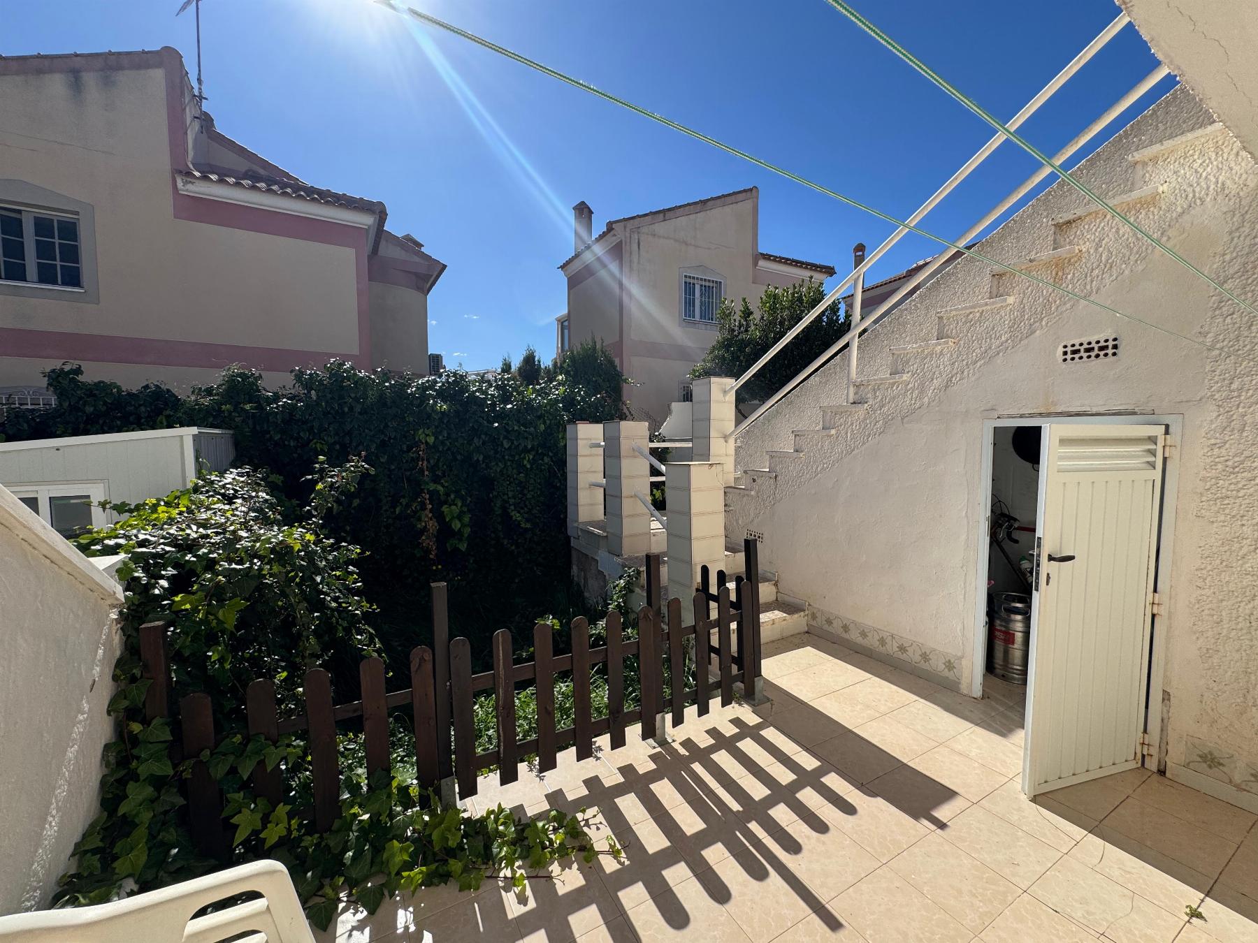 Resale - 3 Bedroom 2 Bathroom  in Torrevieja - Los Balcones - Alicante